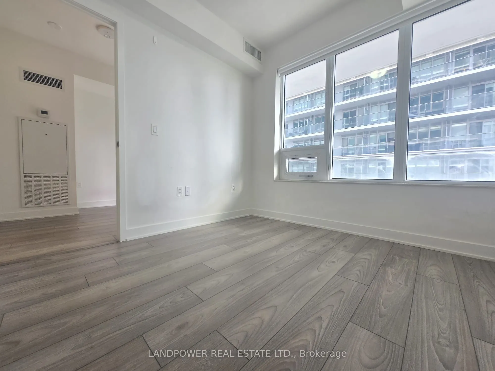 99 Broadway Avenue, #2508