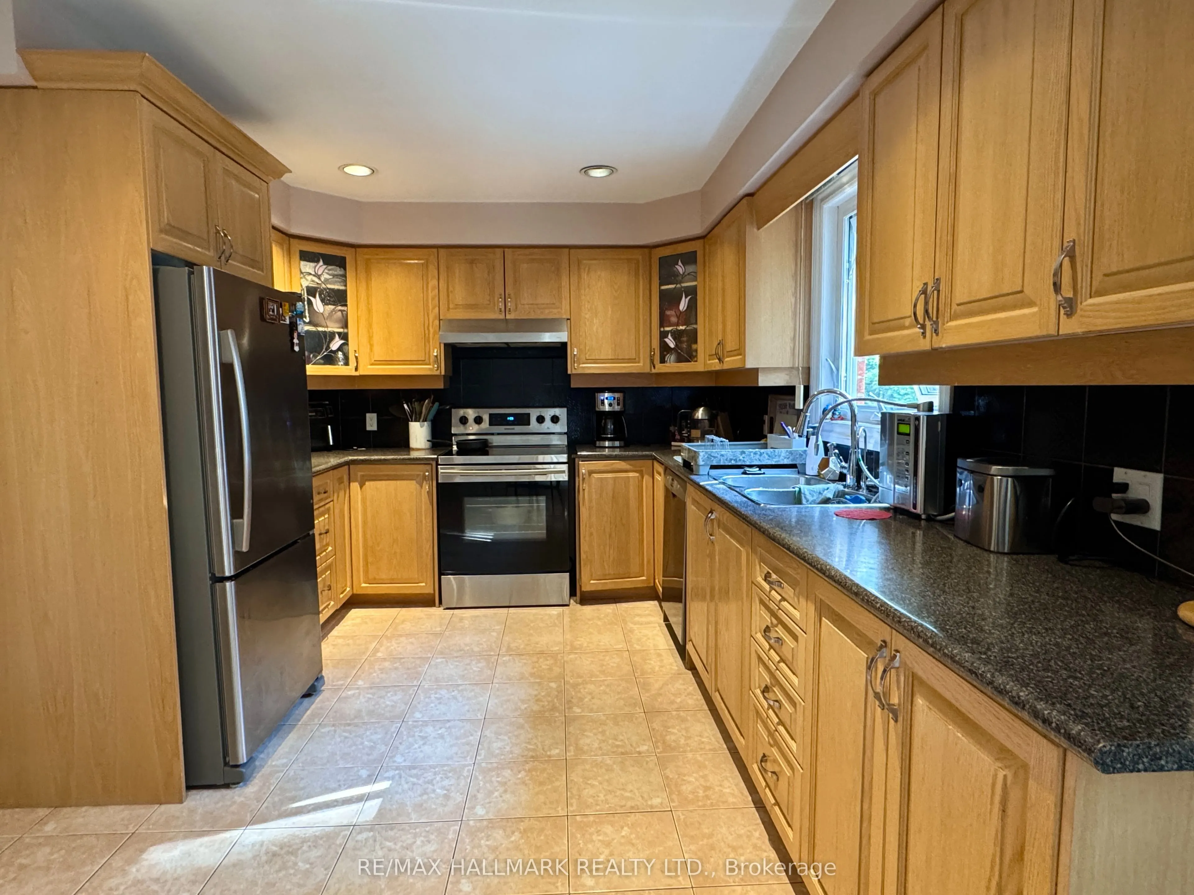 131 Horsham Avenue