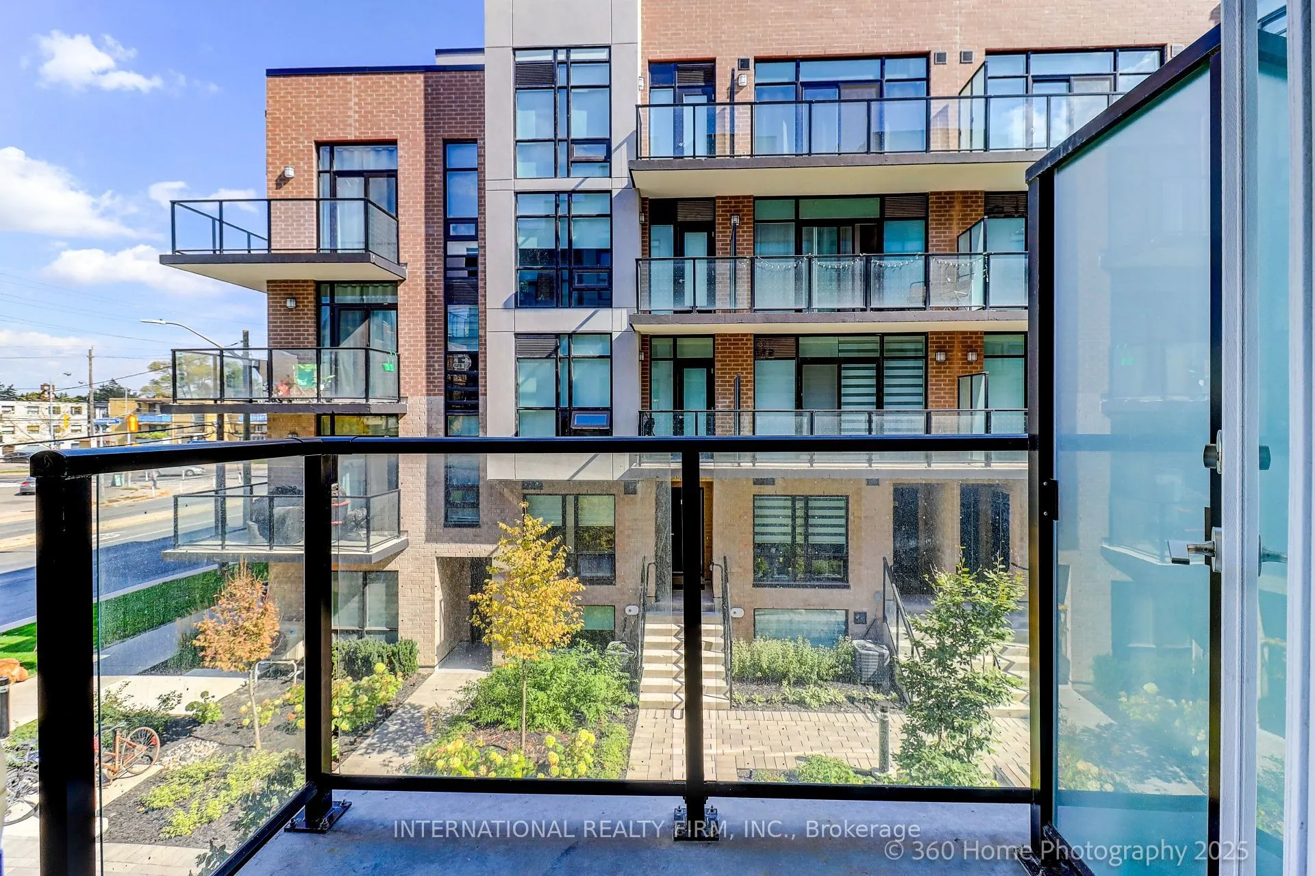 851 Sheppard Avenue W, #12