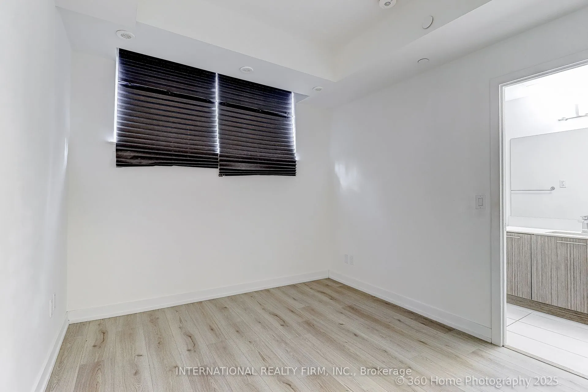 851 Sheppard Avenue W, #12