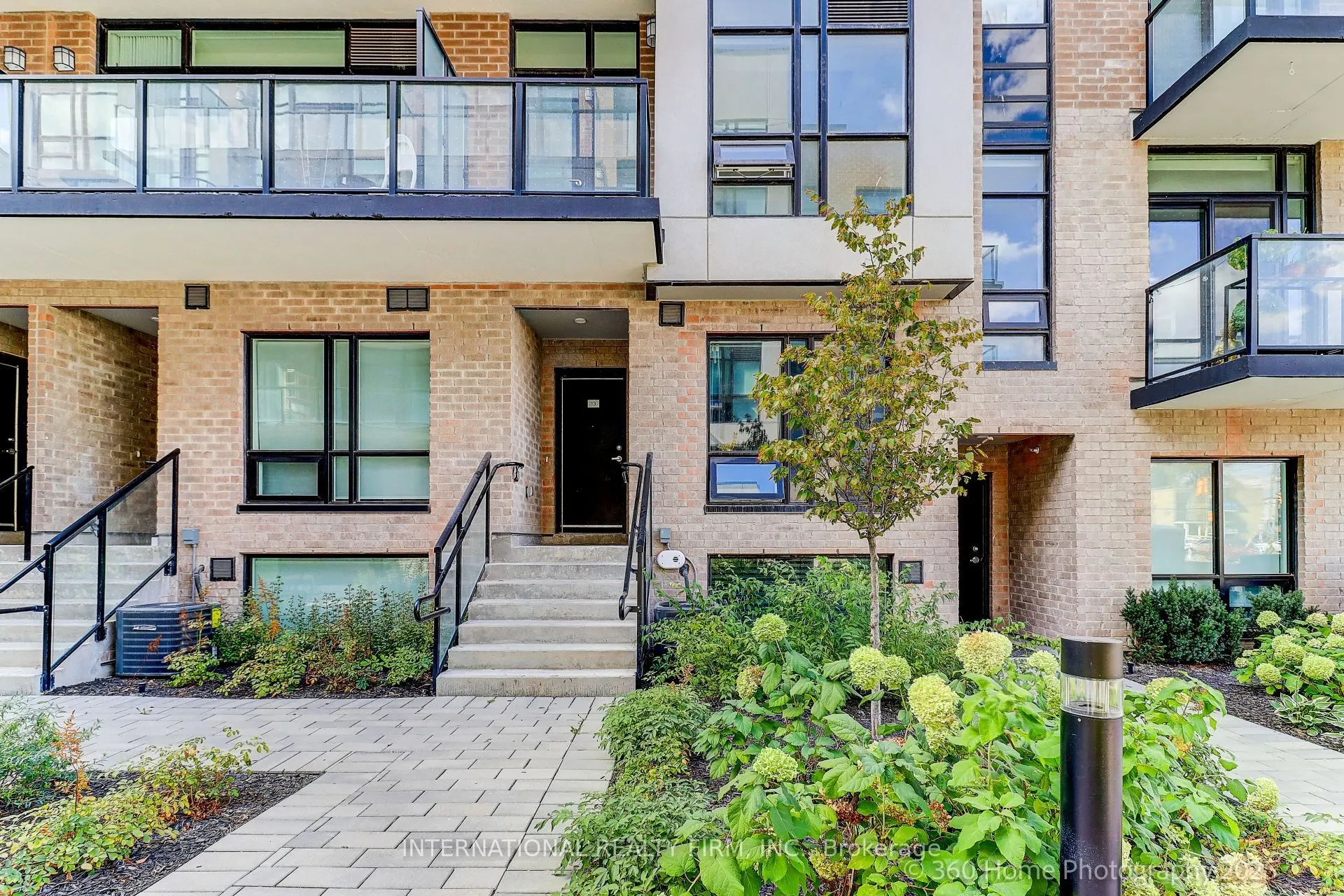851 Sheppard Avenue W, #12