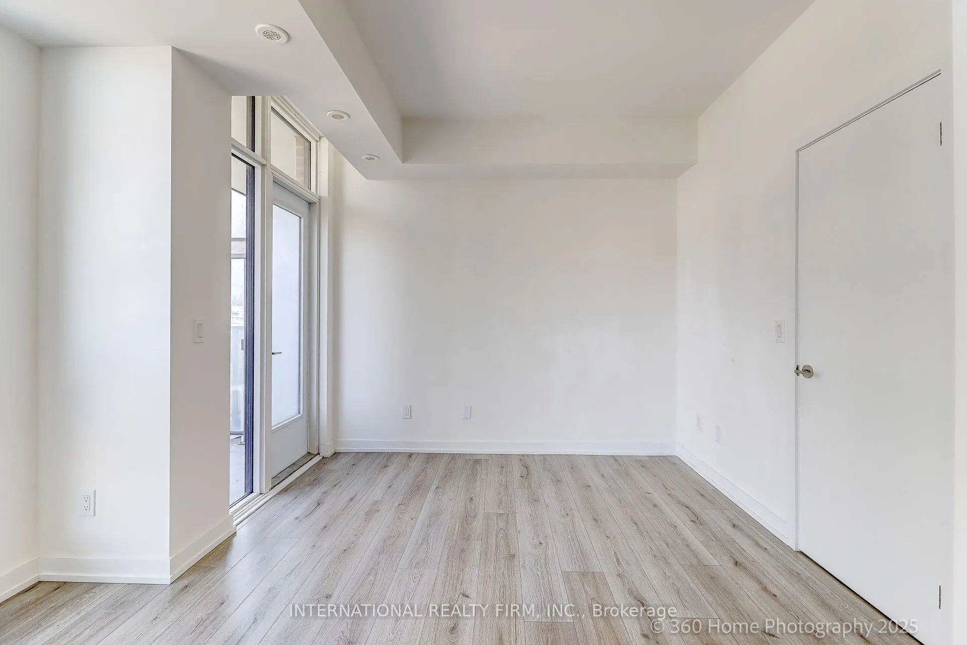 851 Sheppard Avenue W, #12