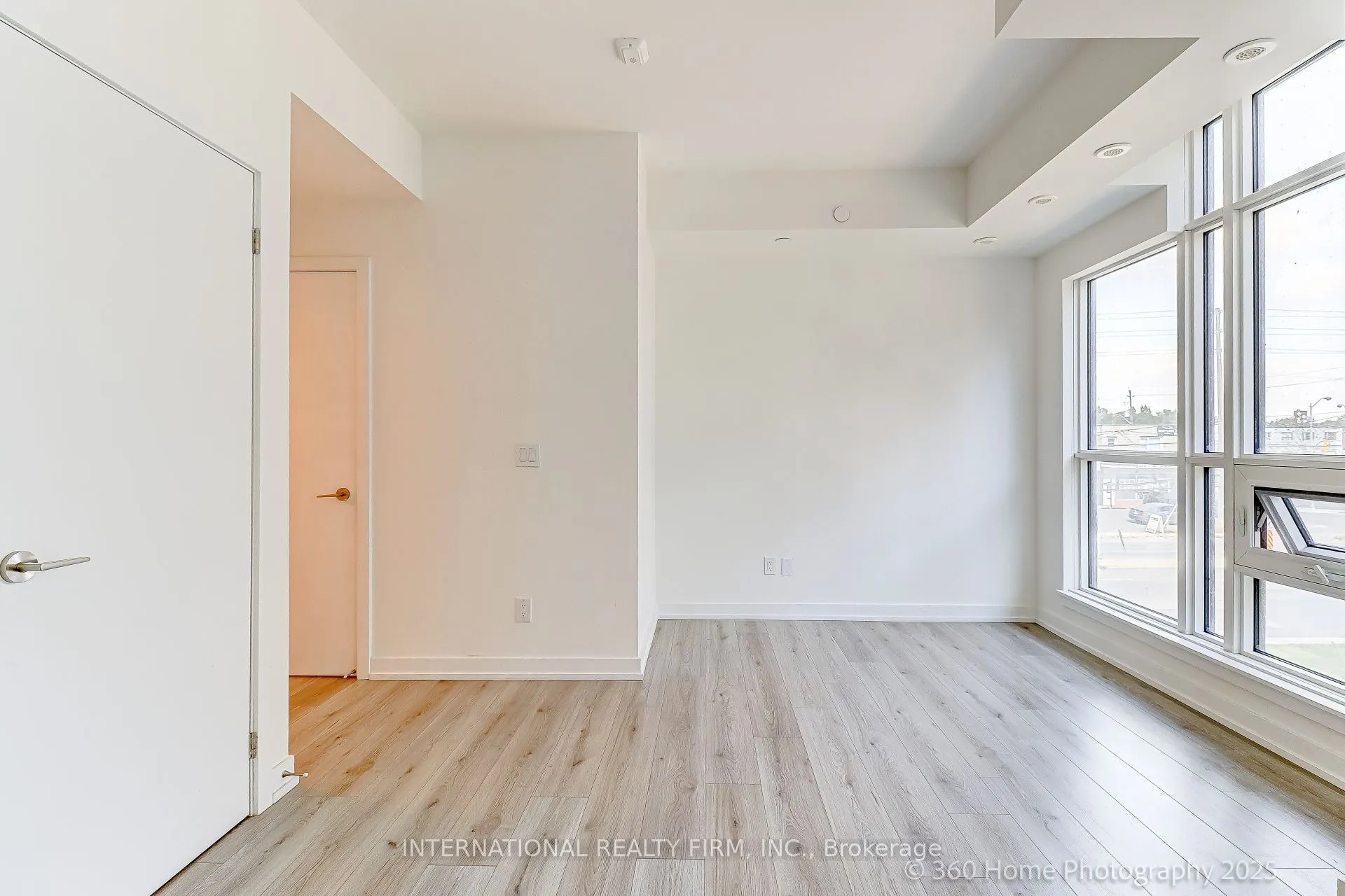 851 Sheppard Avenue W, #12
