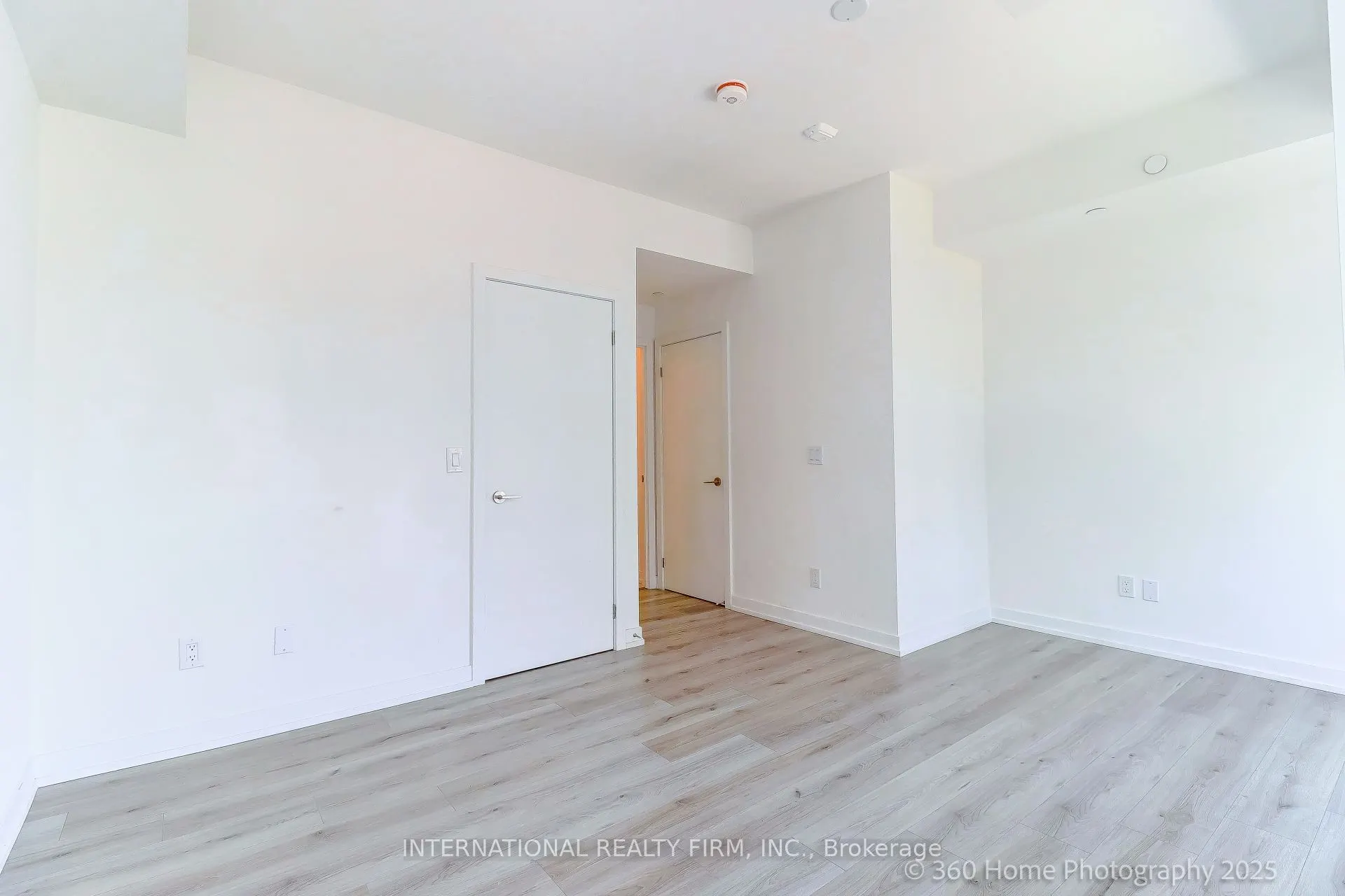 851 Sheppard Avenue W, #12