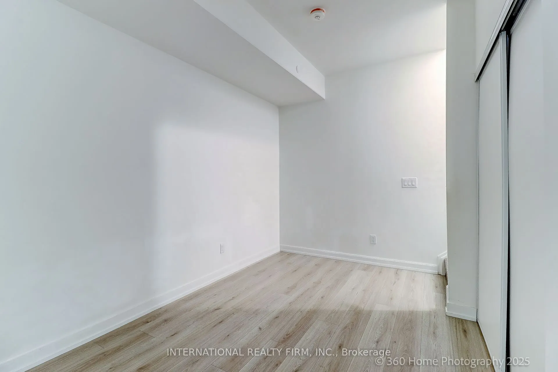 851 Sheppard Avenue W, #12