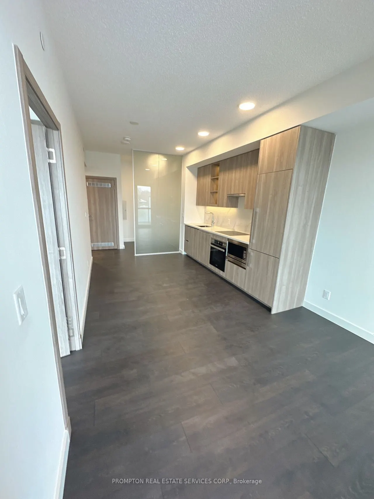 25 McMahon Drive, #708
