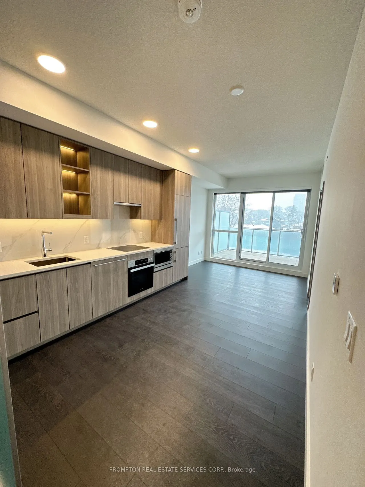 25 McMahon Drive, #708