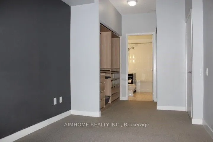 33 Singer Court, #2810
