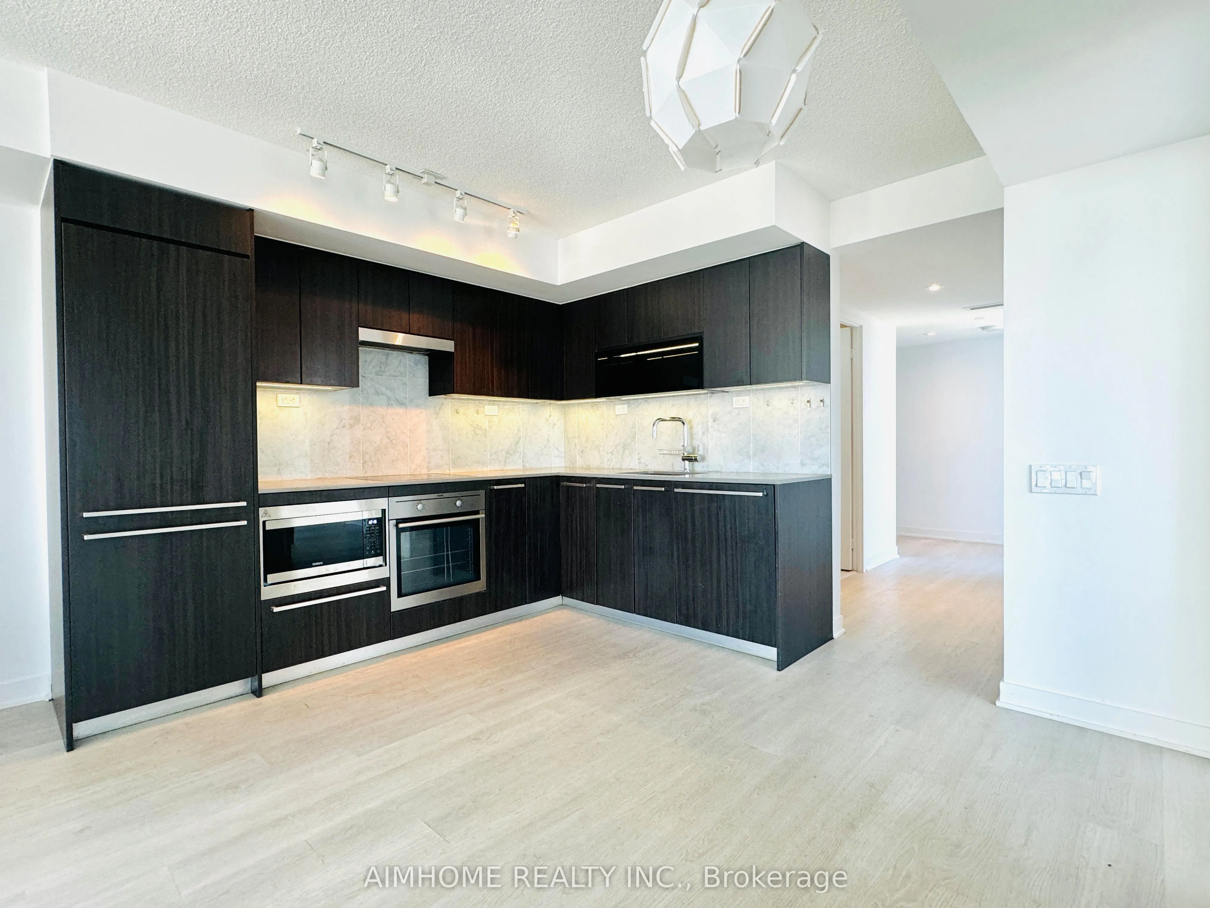 70 Queens Wharf Road, #3109