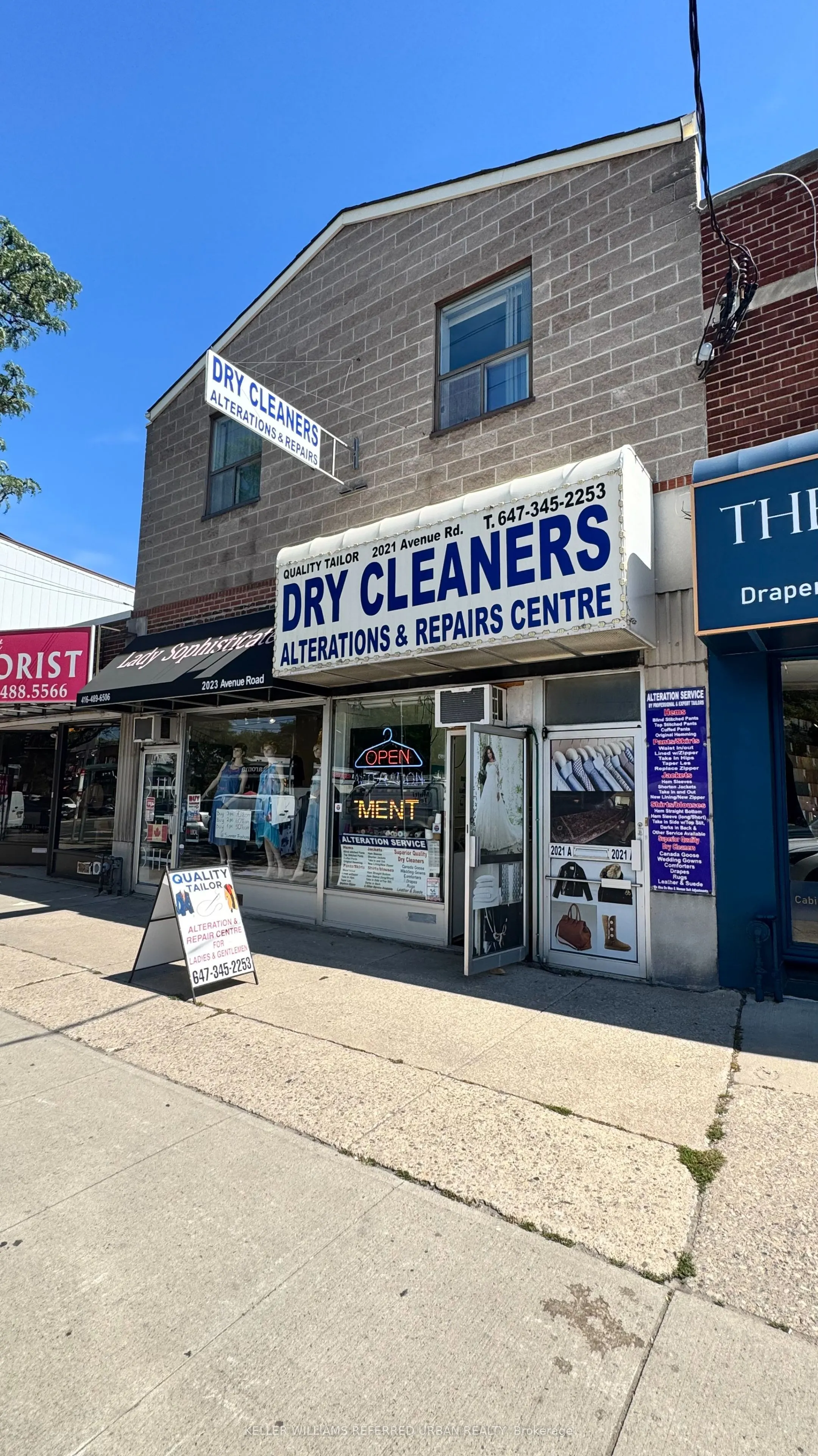 2021 Avenue Road, #upper level