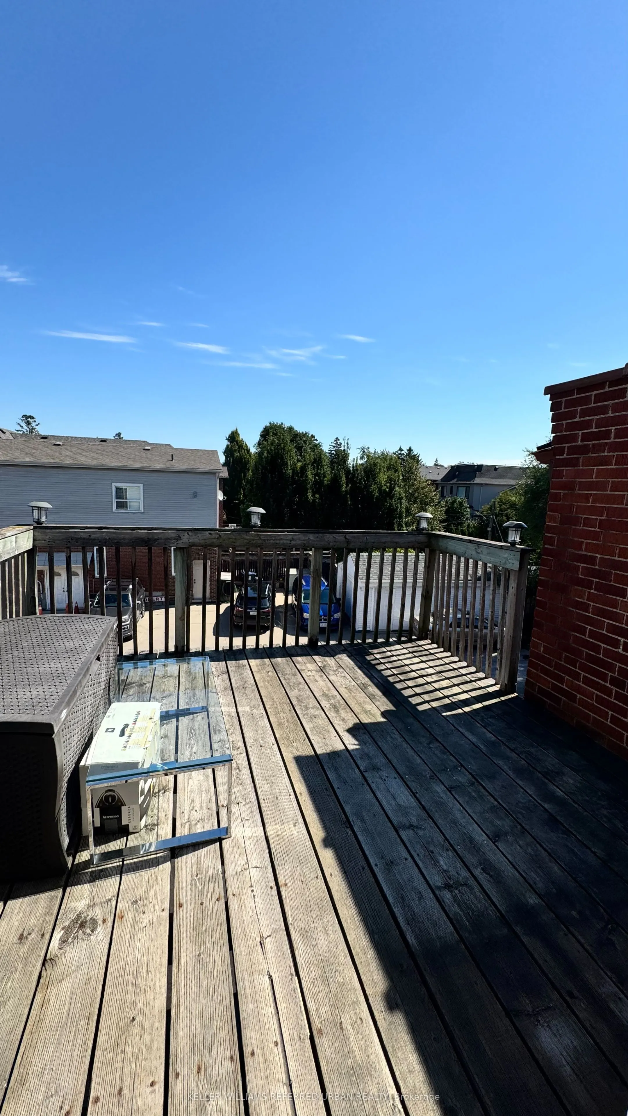 2021 Avenue Road, #upper level