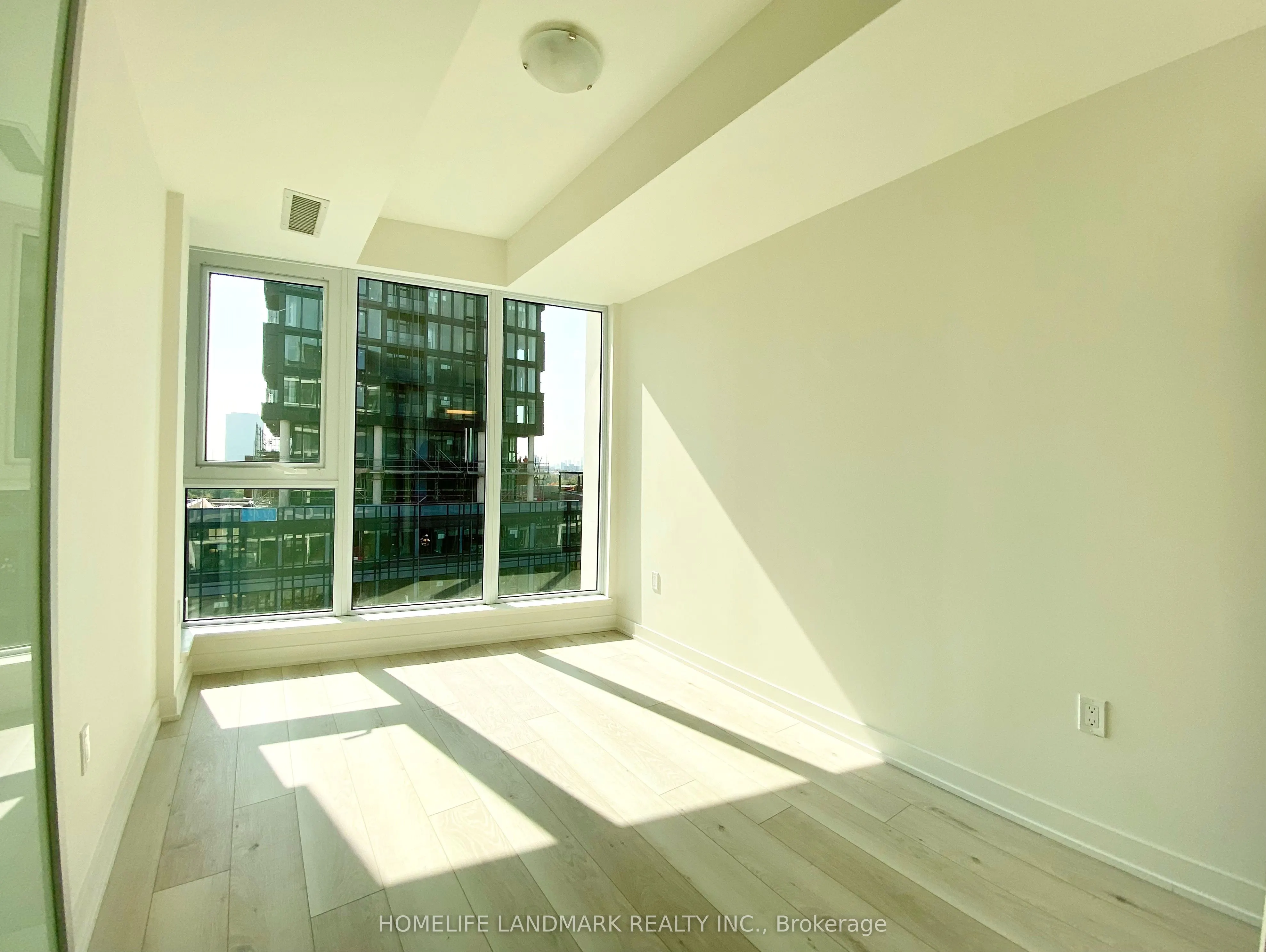 1 Kyle Lowry Road, #528
