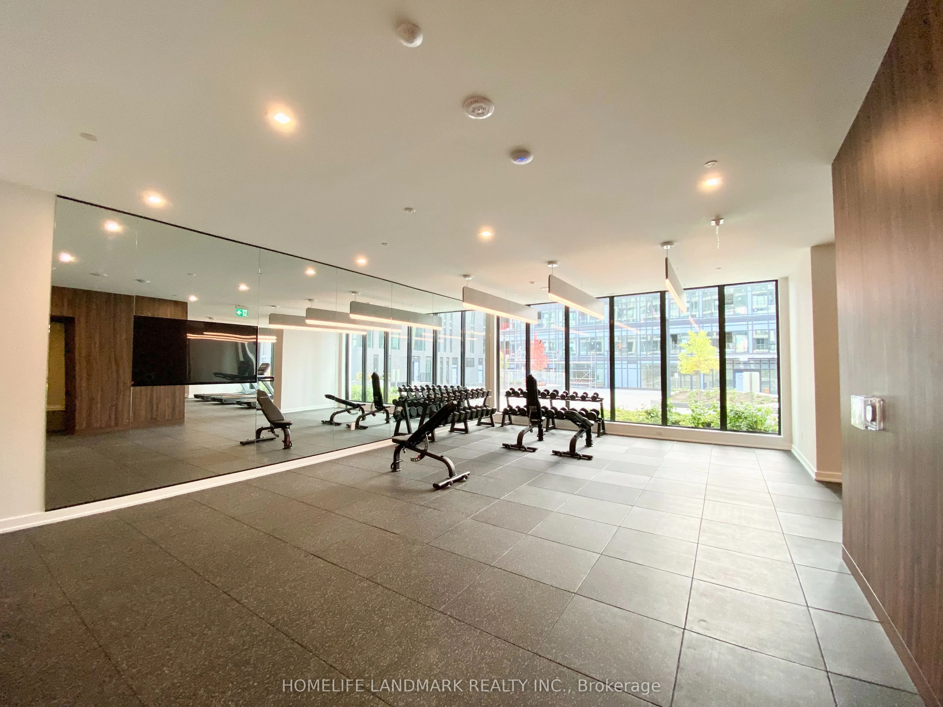 1 Kyle Lowry Road, #528