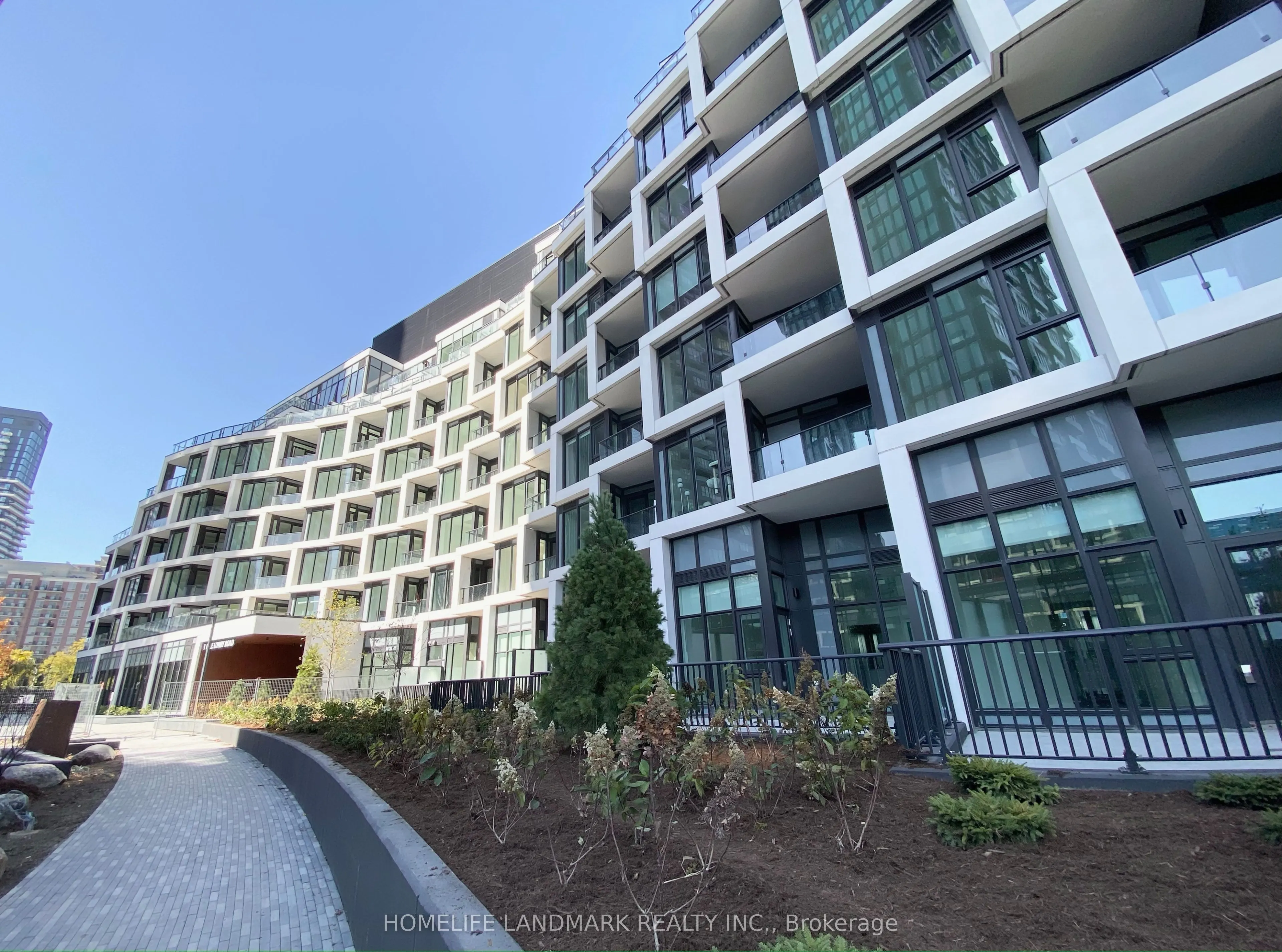 1 Kyle Lowry Road, #528