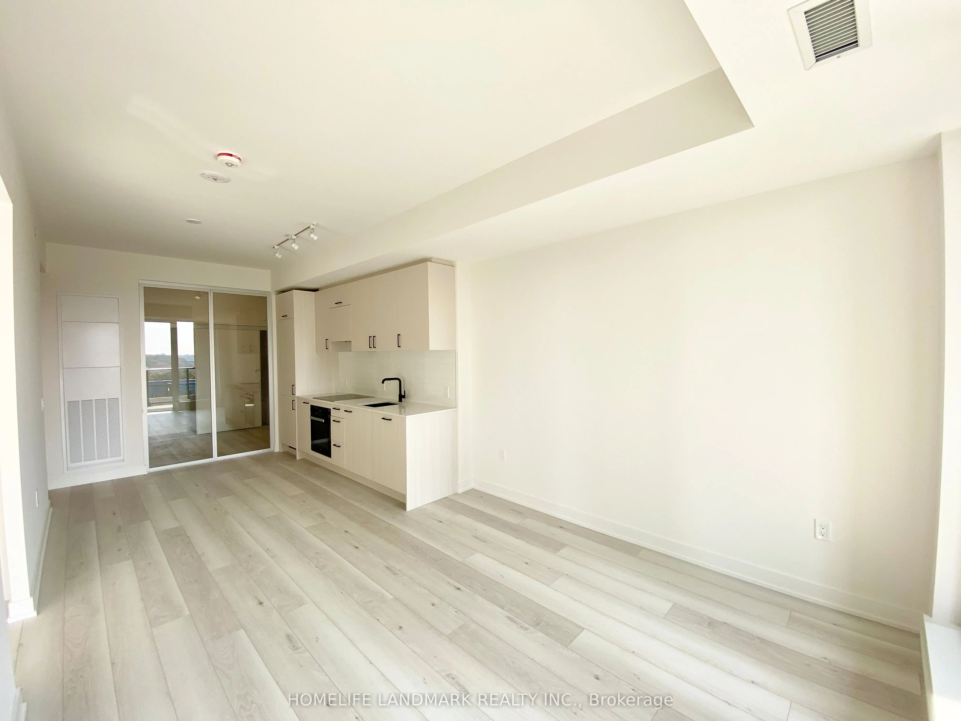 1 Kyle Lowry Road, #528