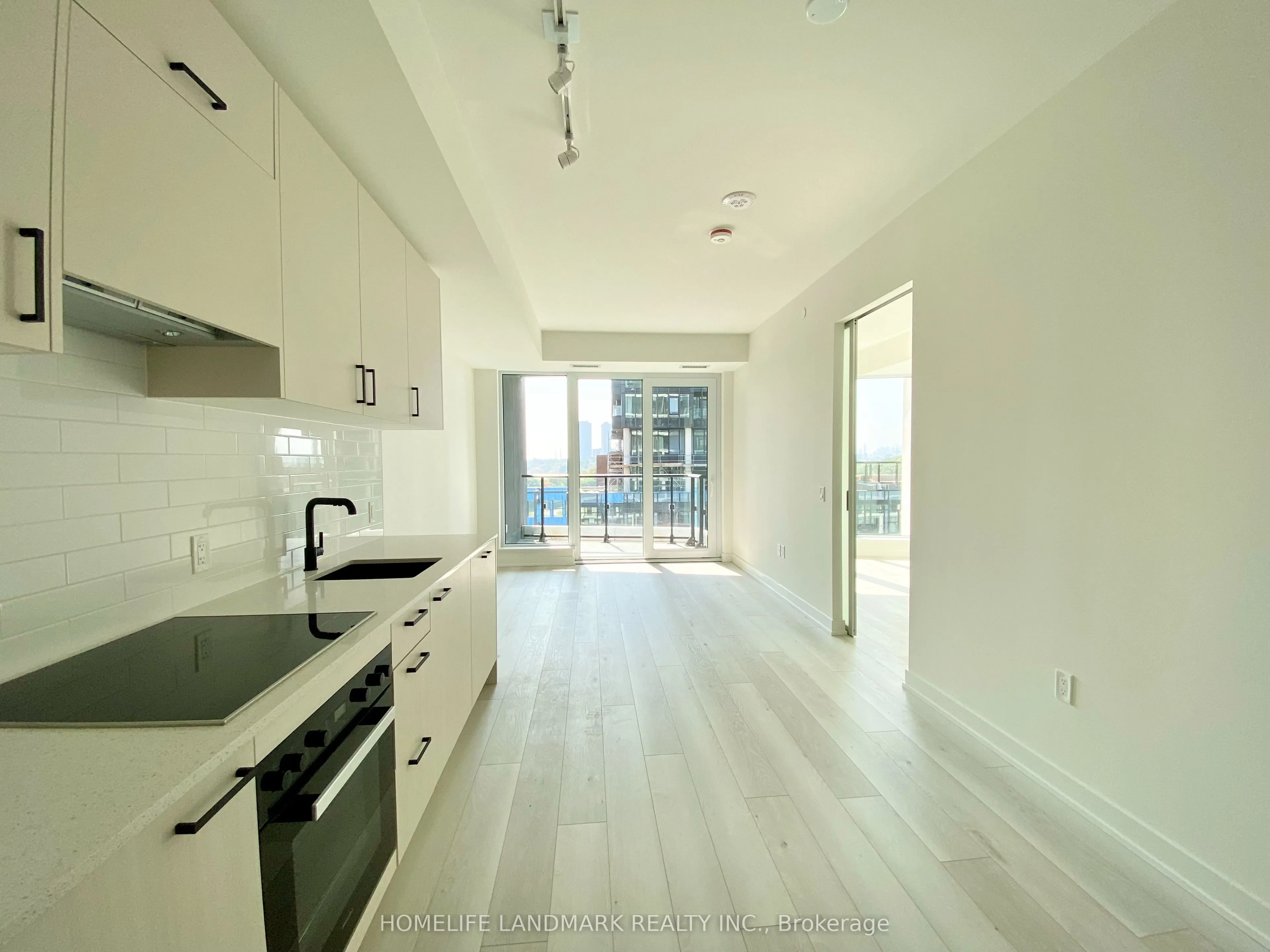 1 Kyle Lowry Road, #528