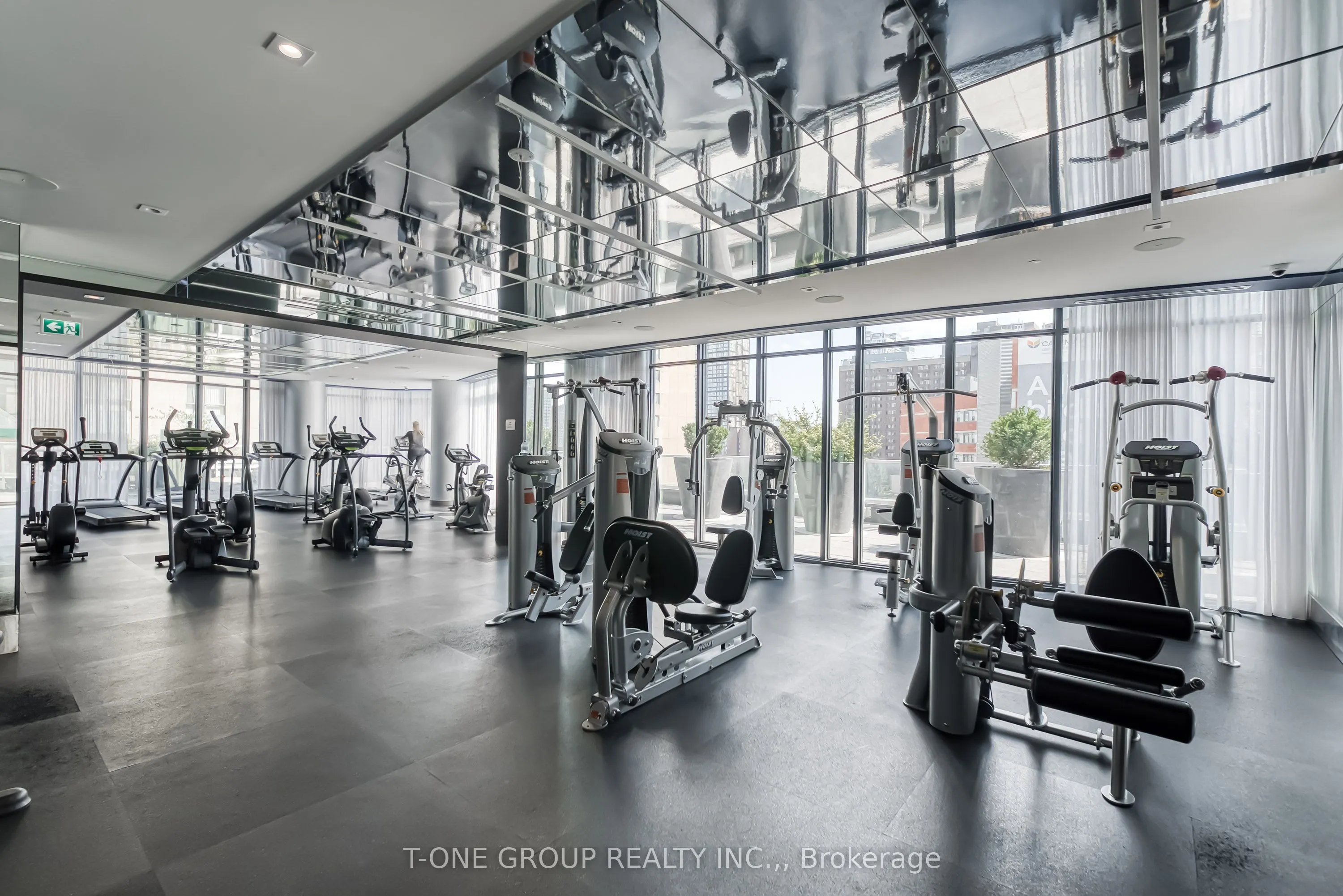 403 Church Street, #2102