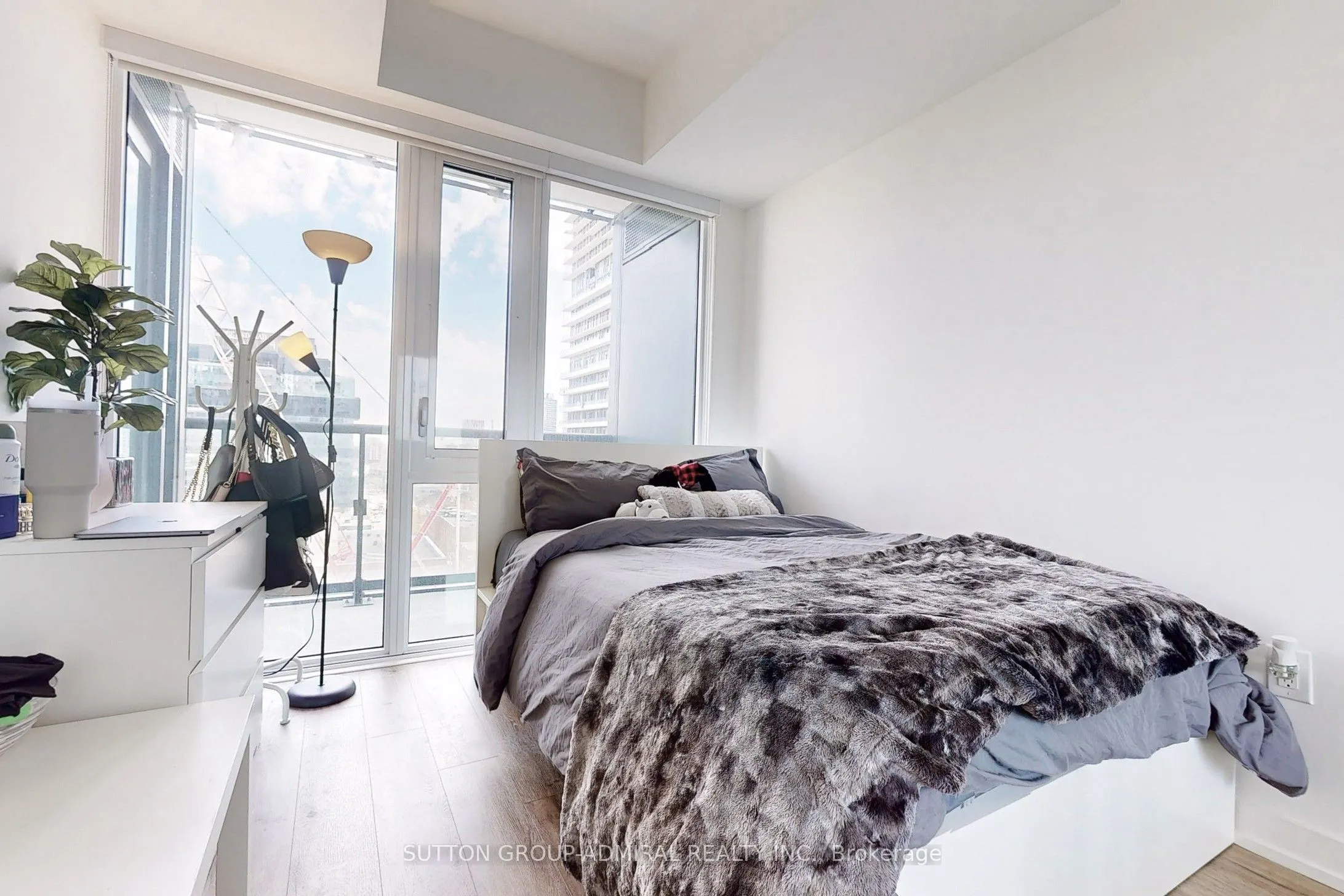 158 Front Street E, #1412