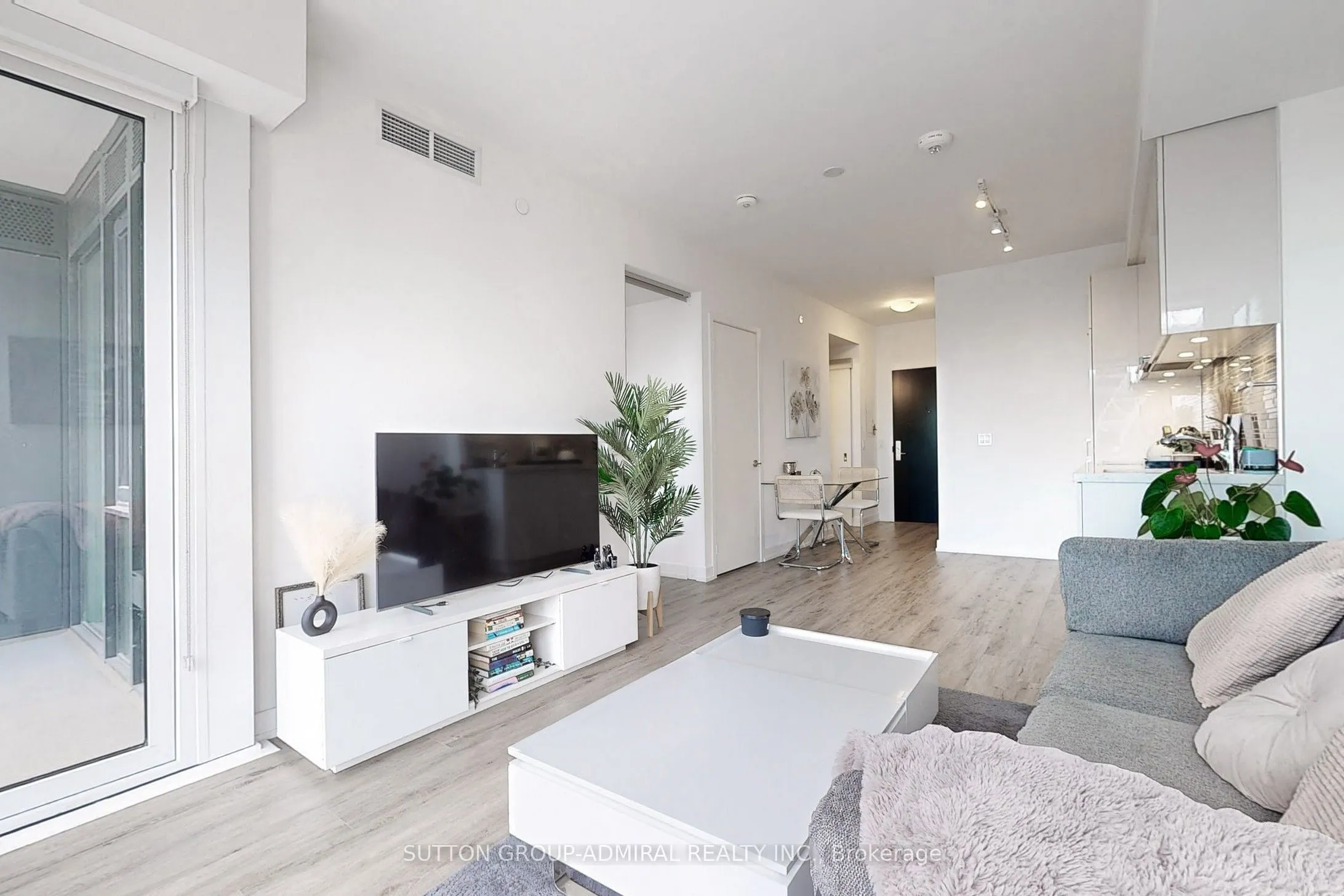 158 Front Street E, #1412