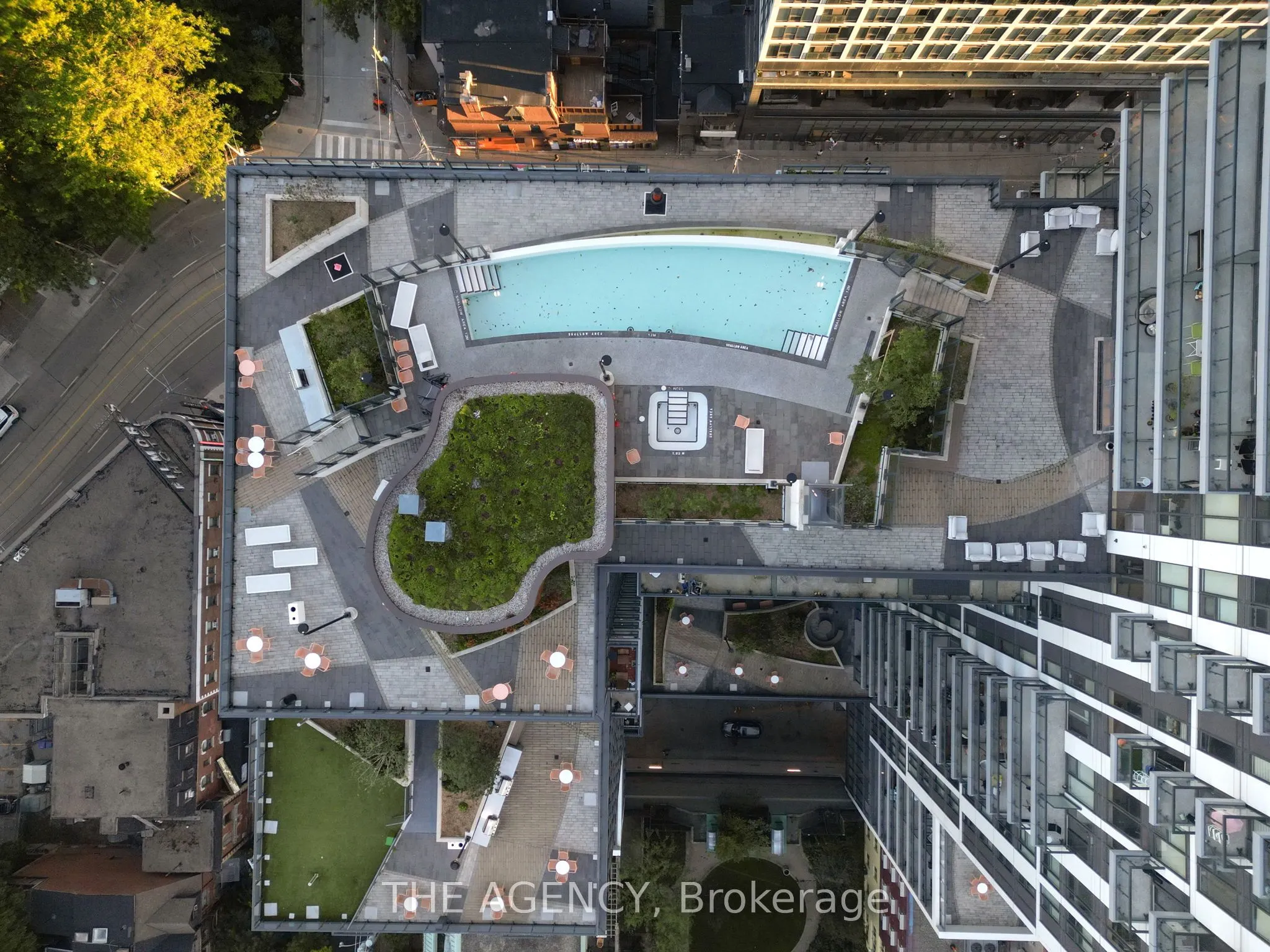 251 Jarvis Street, #4807