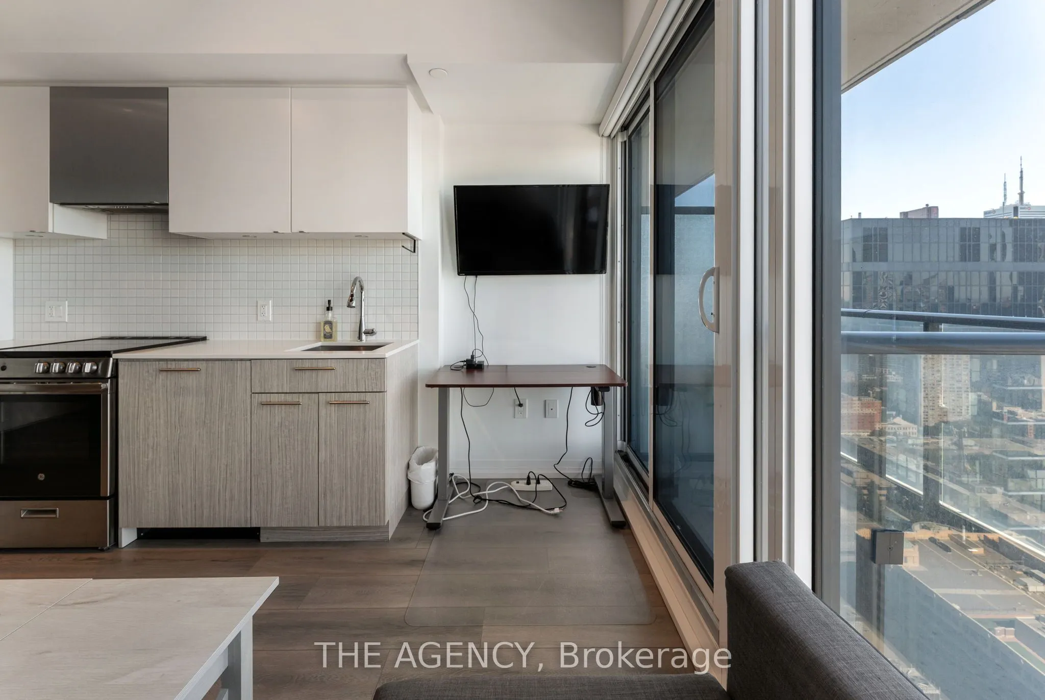251 Jarvis Street, #4807
