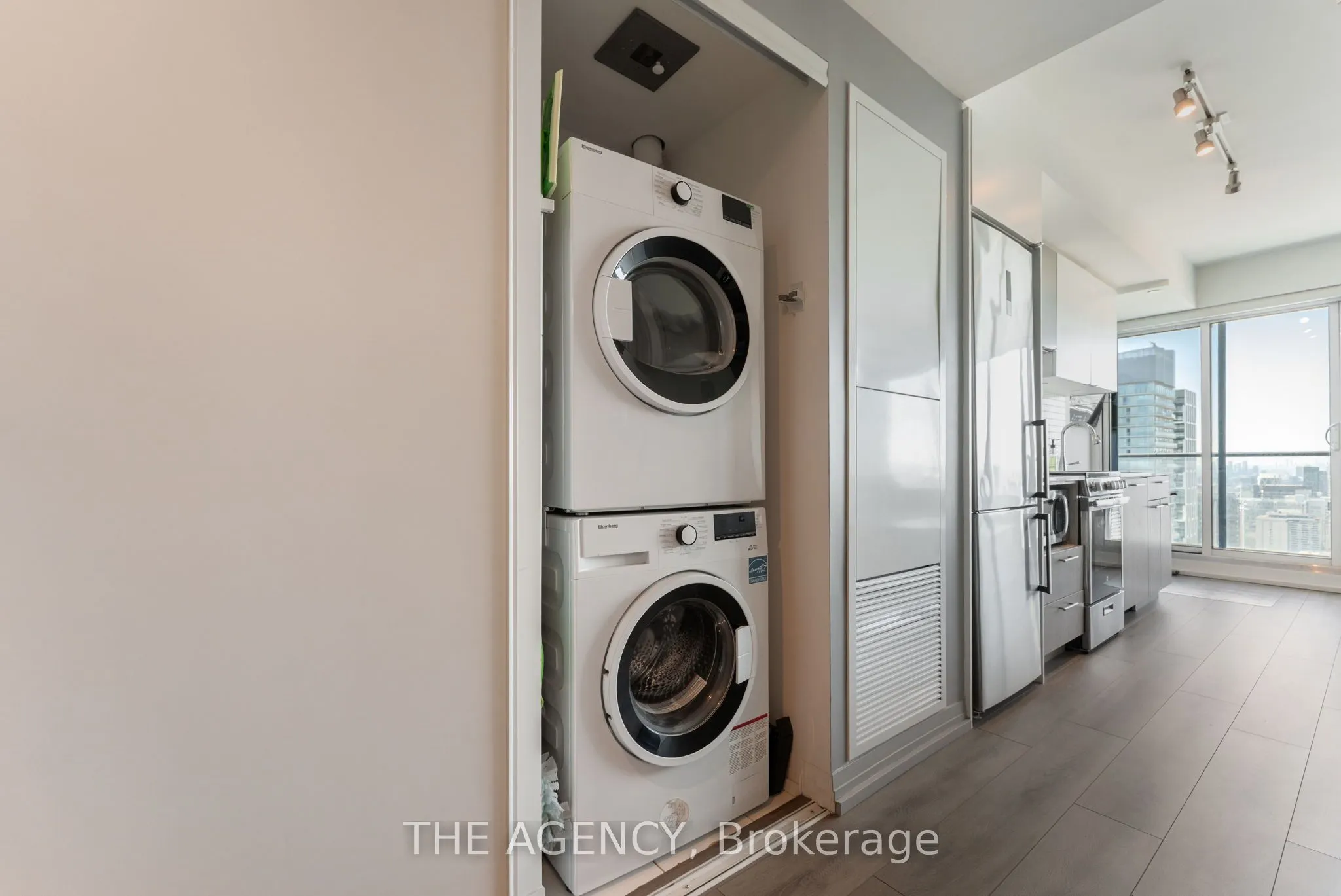 251 Jarvis Street, #4807
