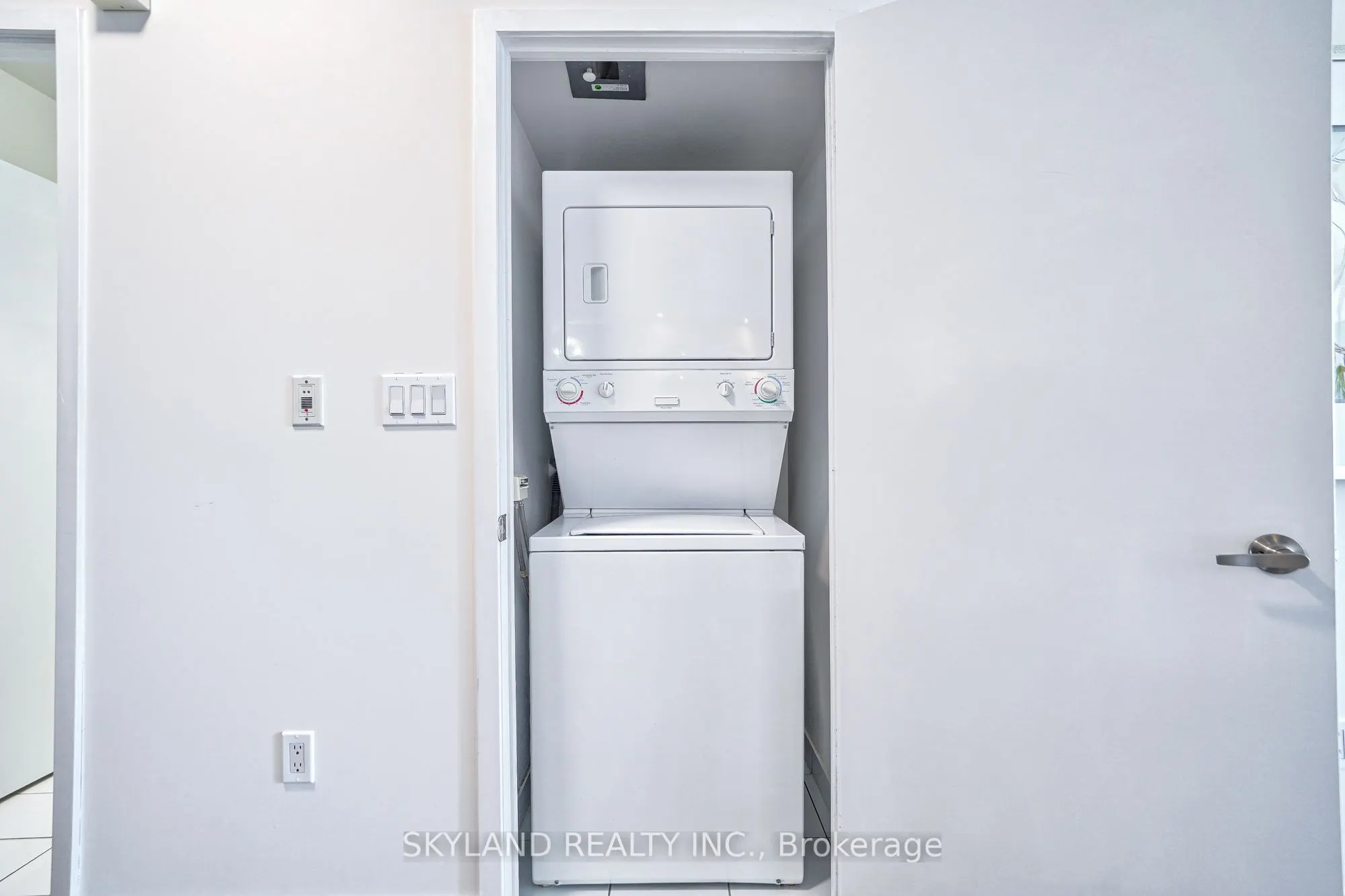 25 Capreol Court, #2906