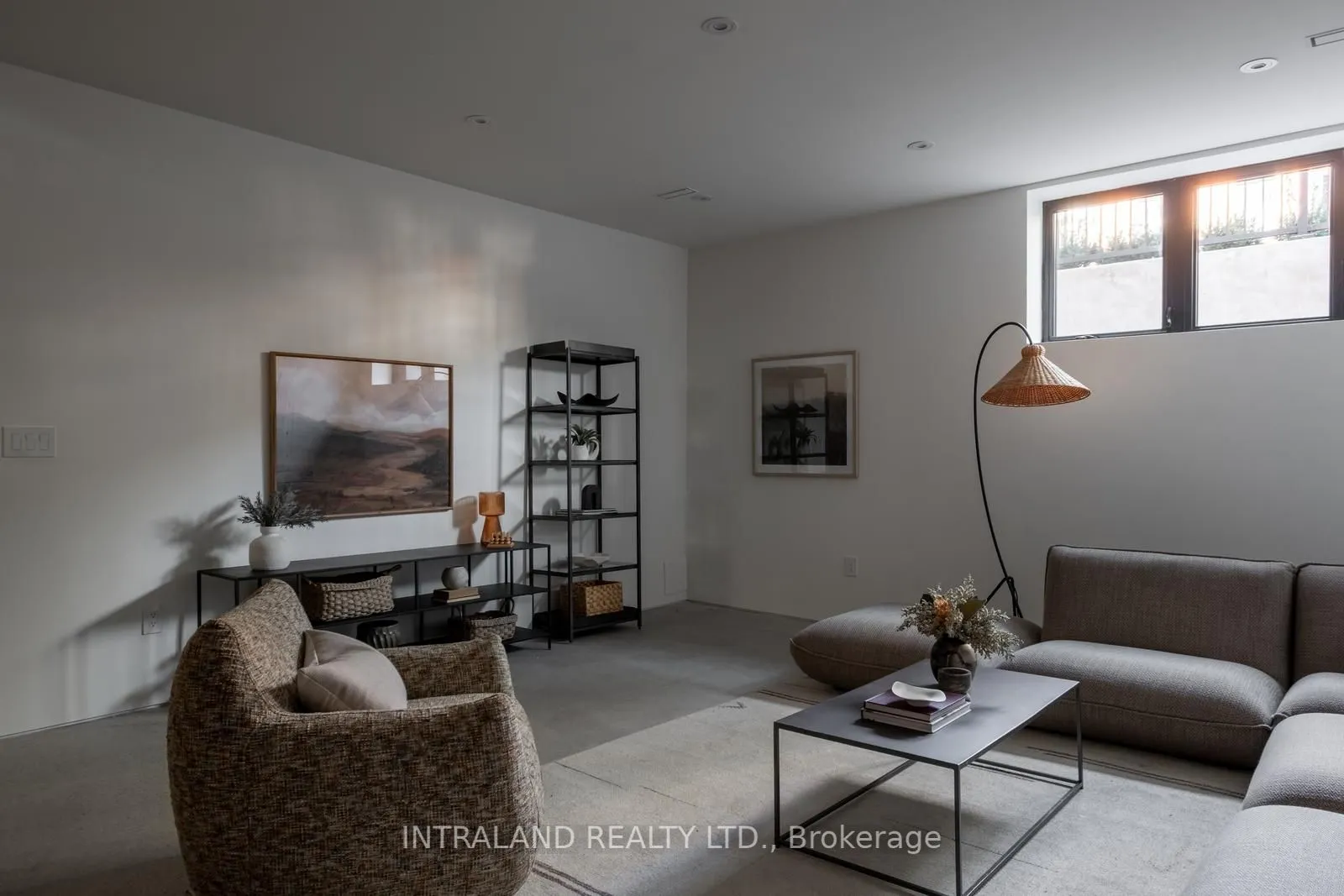 741 Richmond Street W