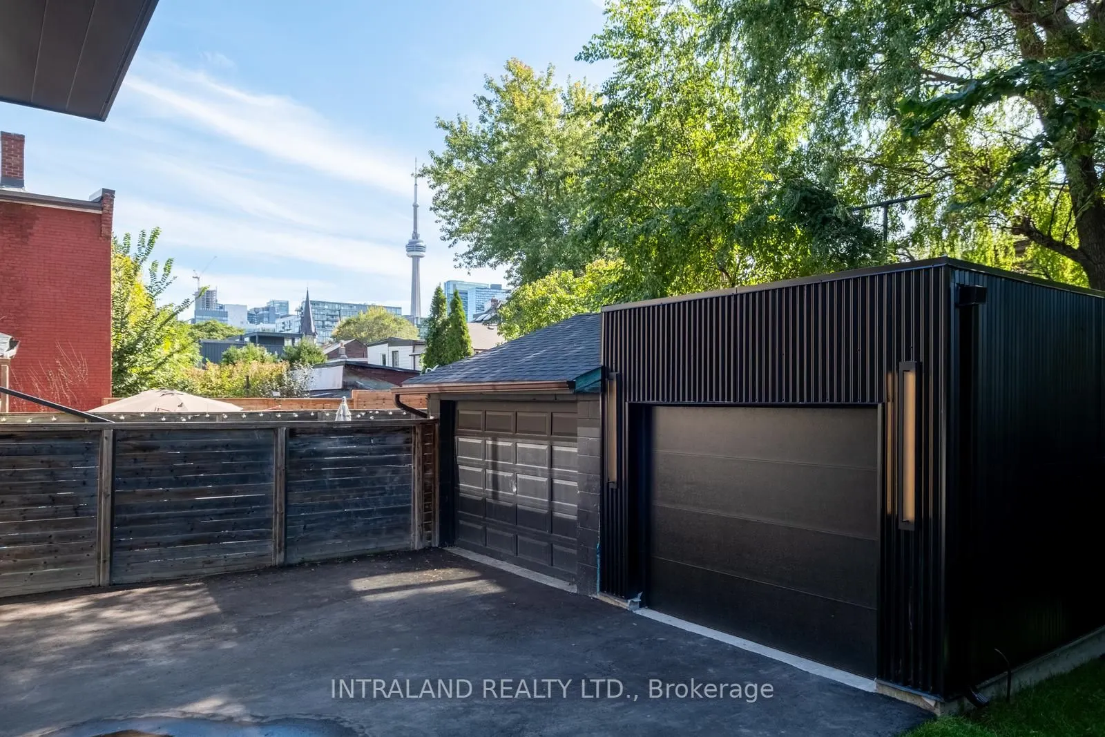 741 Richmond Street W