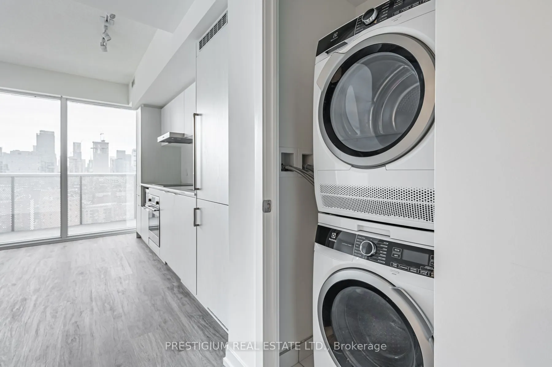 55 Cooper Street, #1901