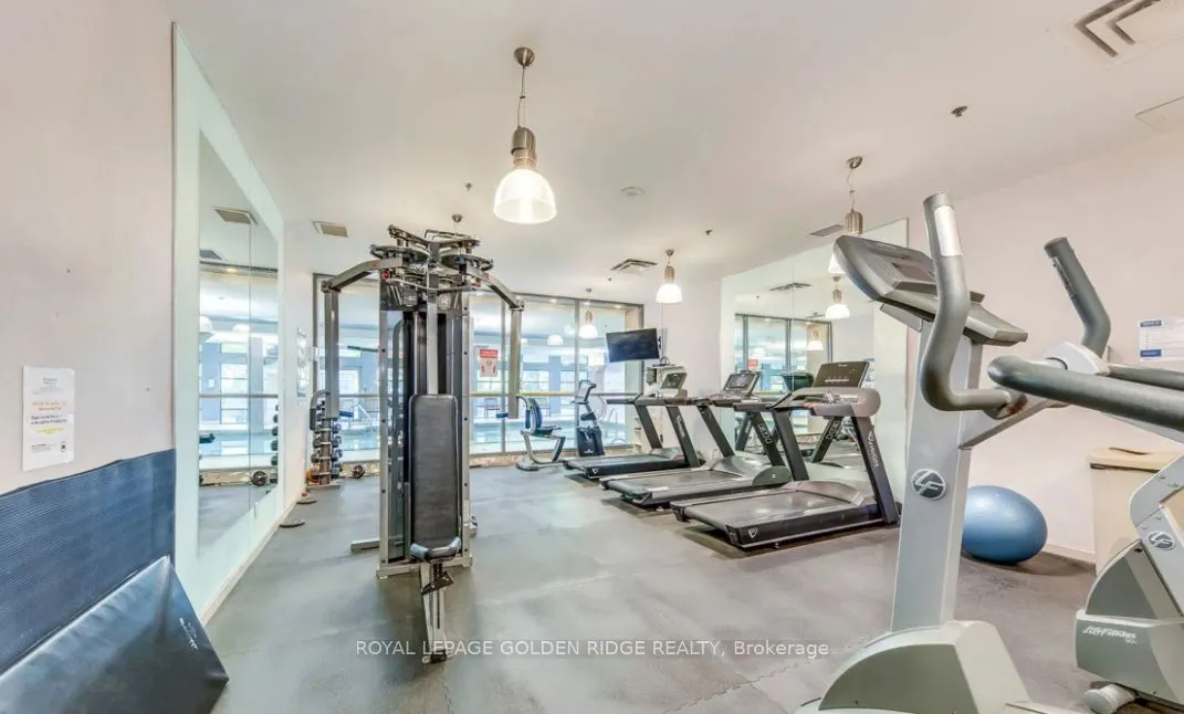18 Spring Garden Avenue, #2202