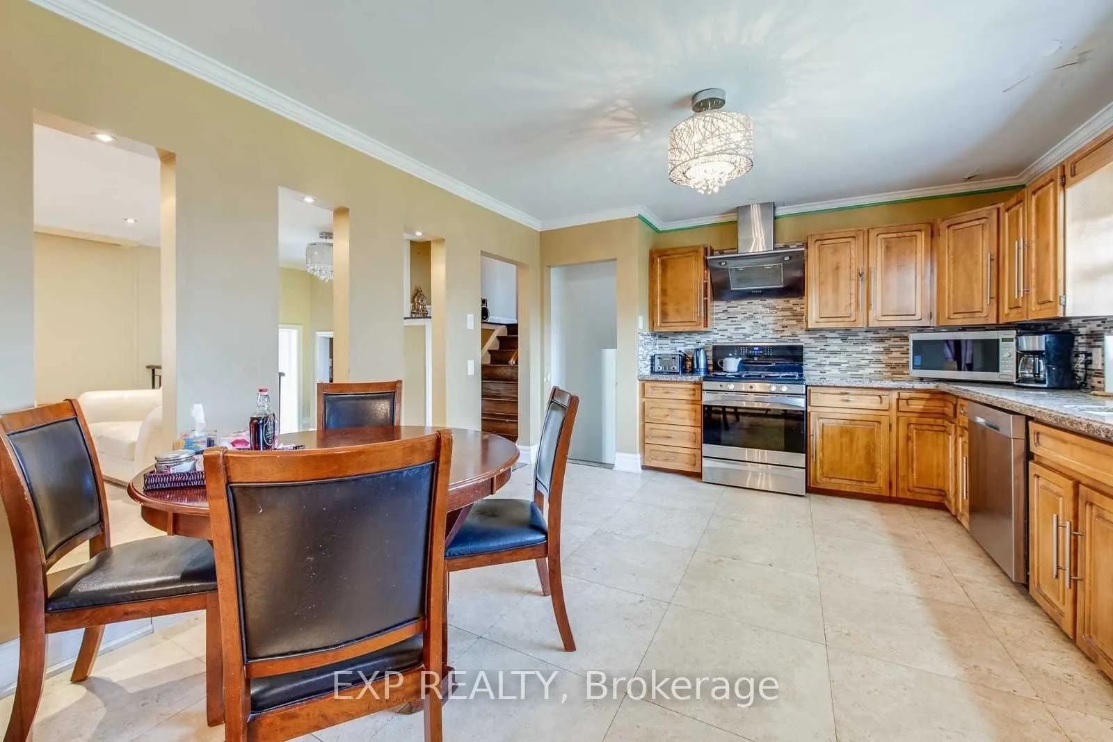23 Birchwood Avenue