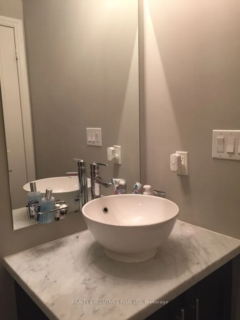 135 Wynford Drive, #601