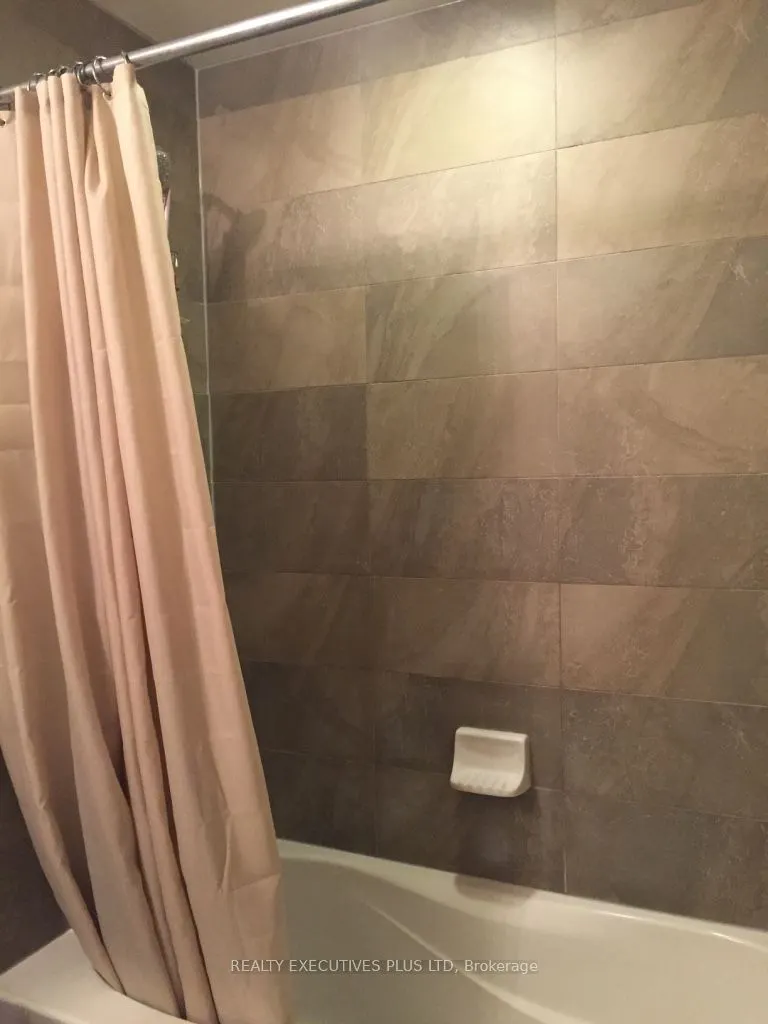 135 Wynford Drive, #601