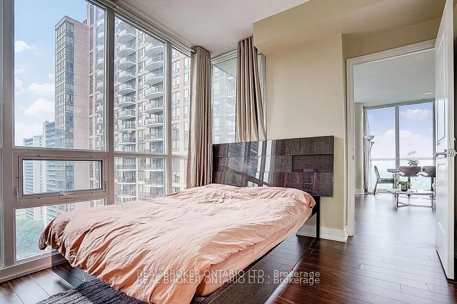 23 Sheppard Avenue E, #2104
