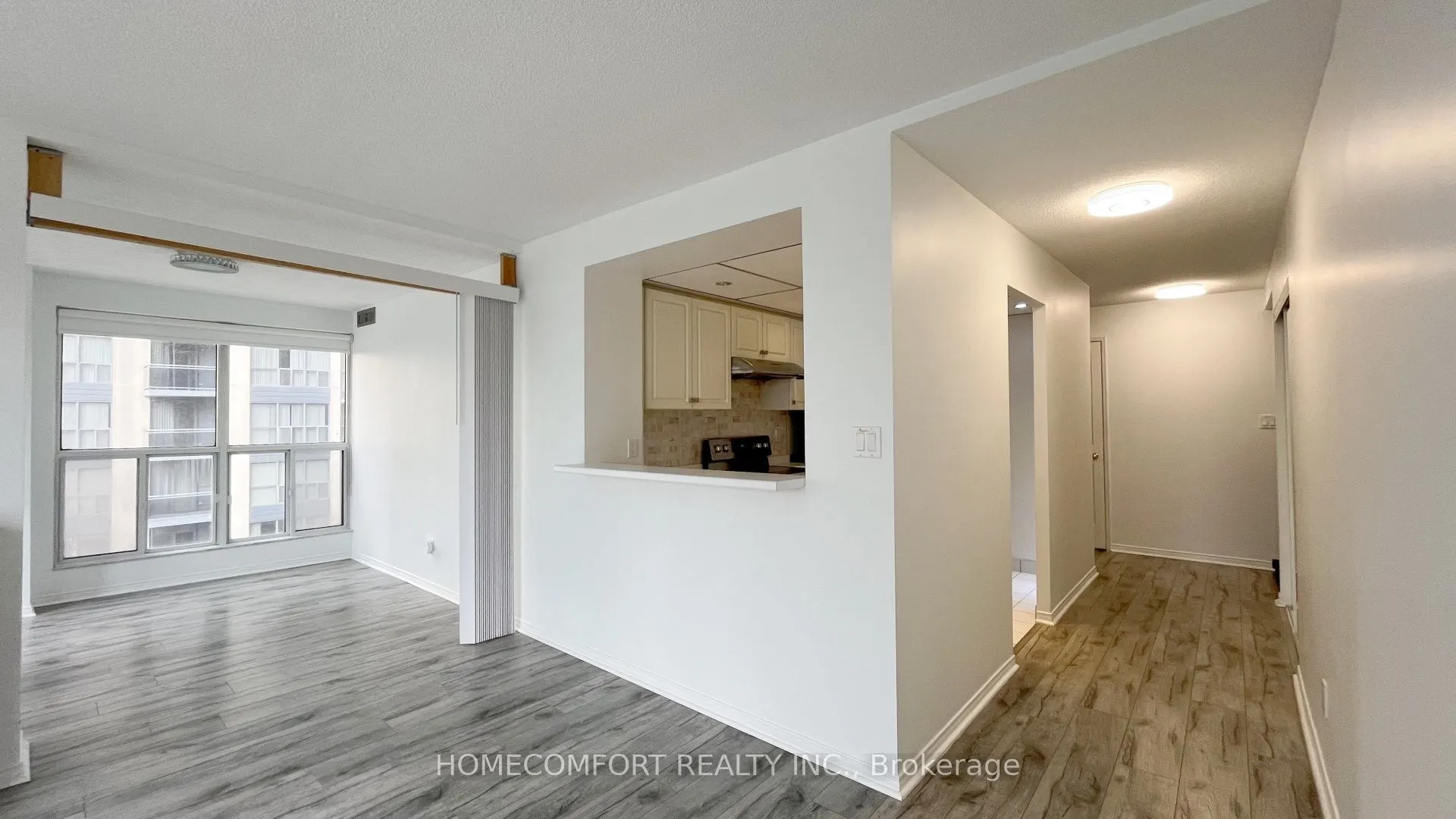 28 Hollywood Avenue, #809