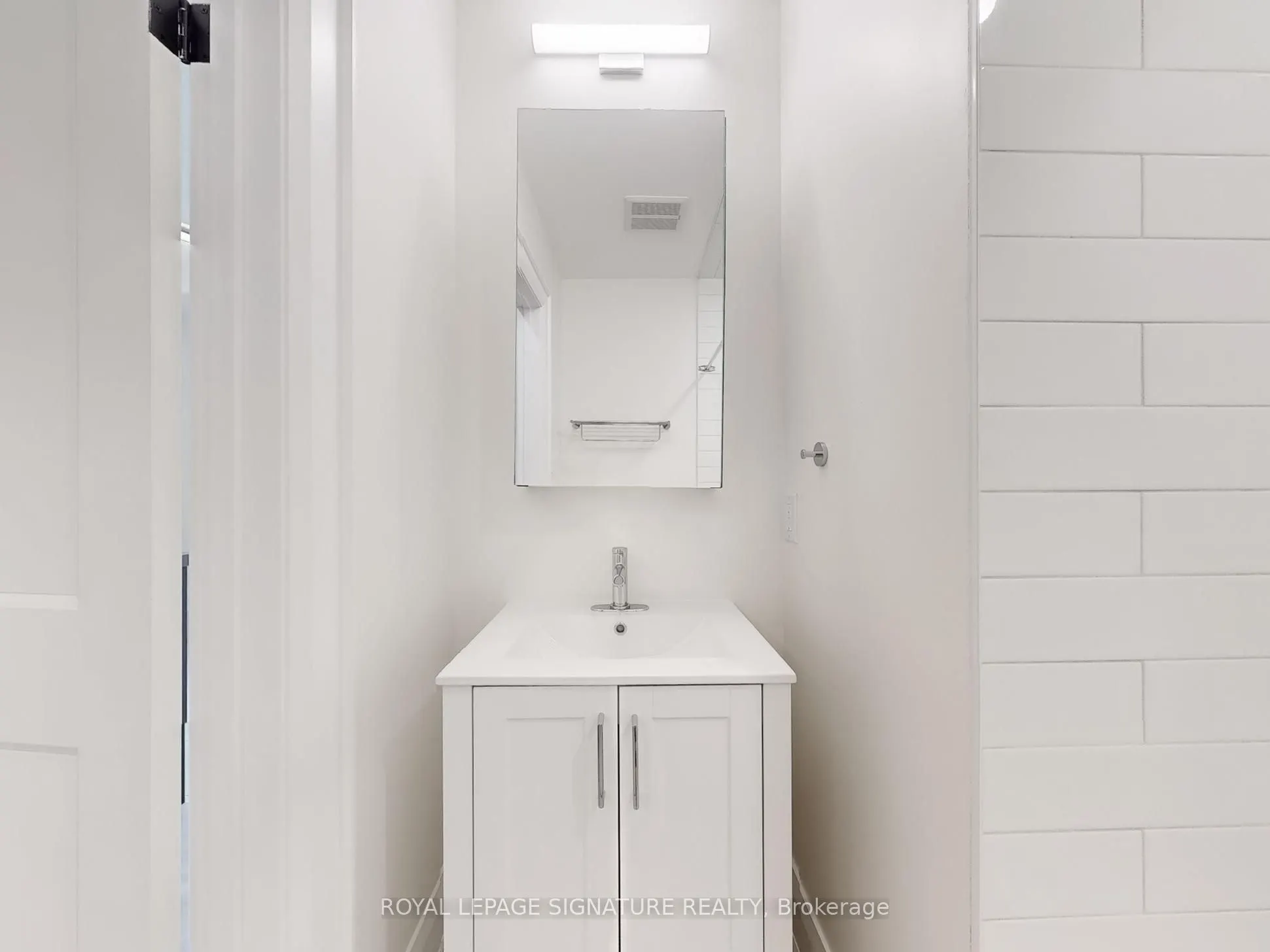 28 Beaconsfield Avenue, #3