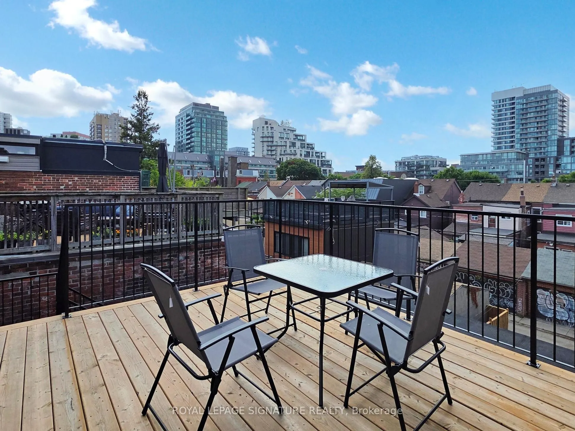 28 Beaconsfield Avenue, #3