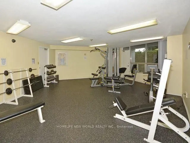 5 Shady Golfway, #305