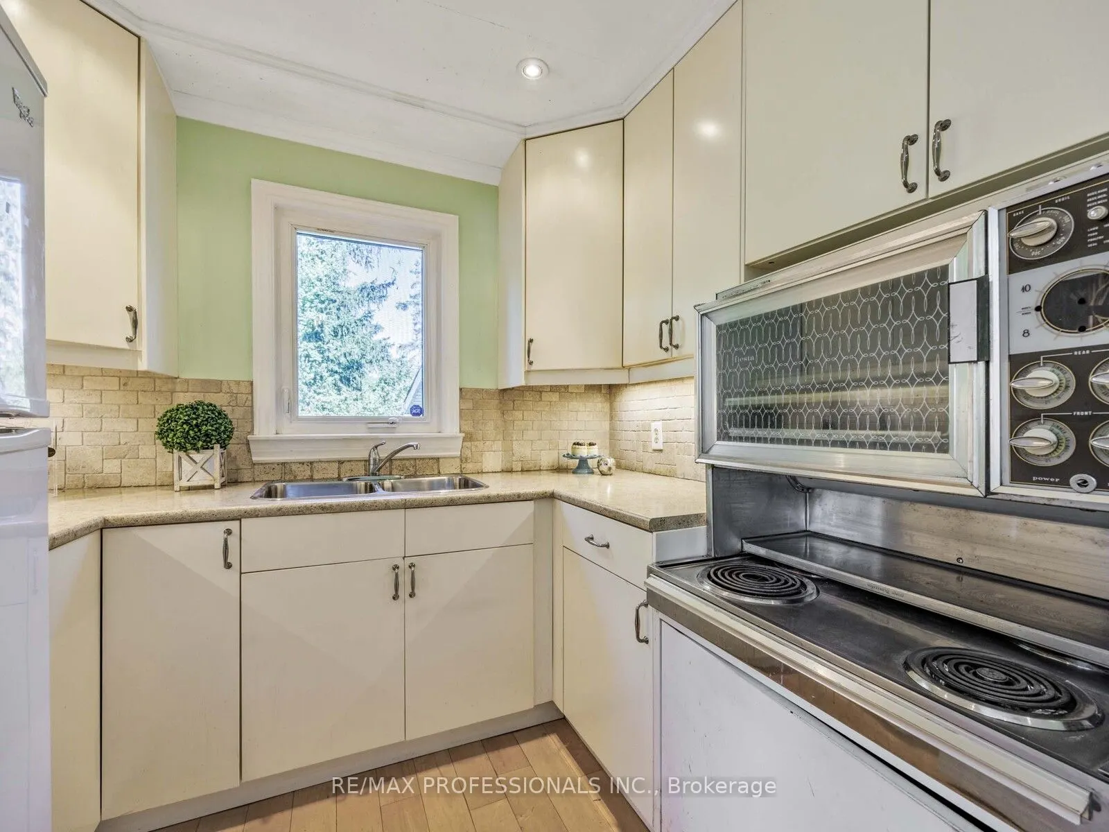 55 Craigmore Crescent