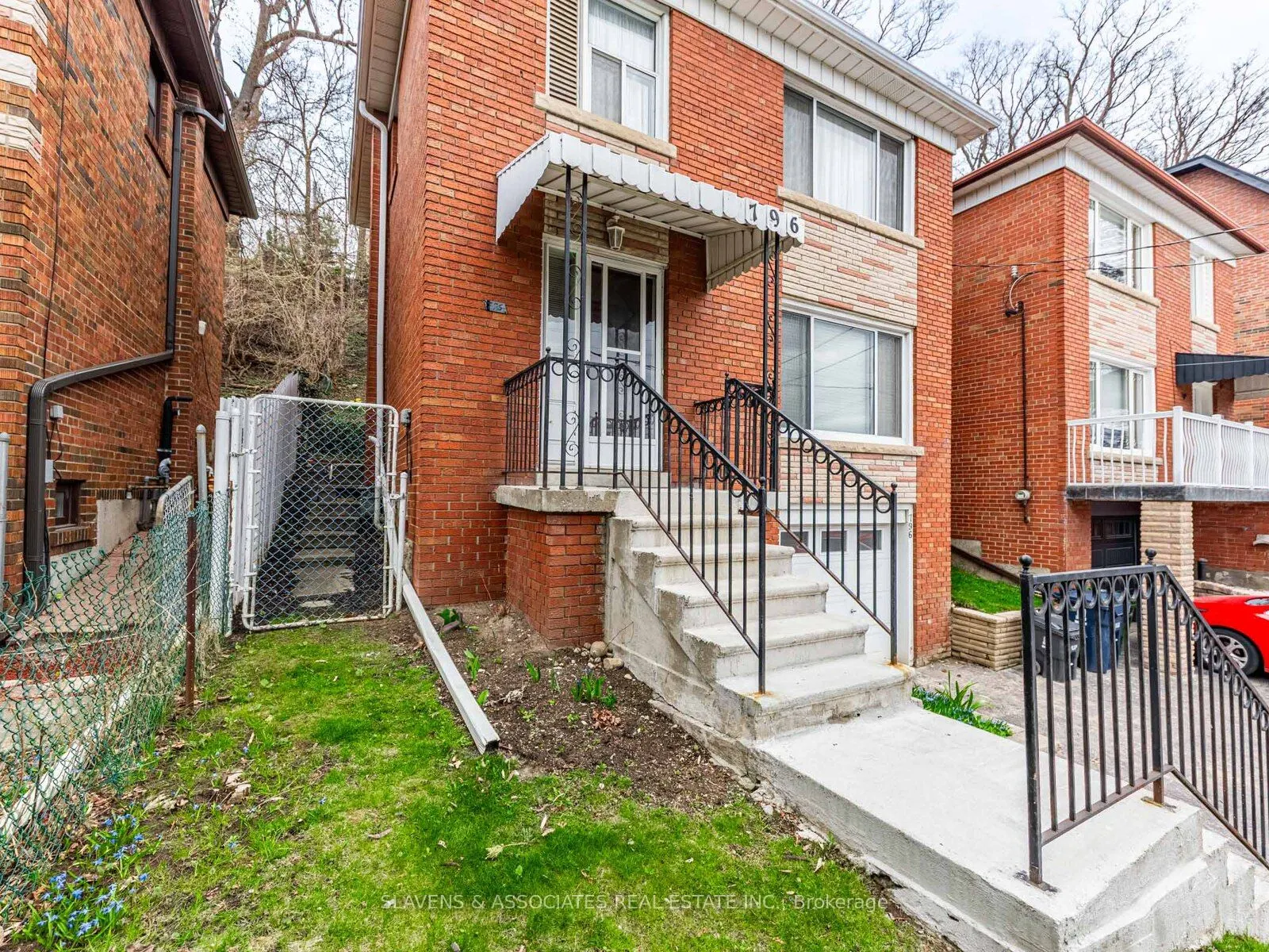 796 Davenport Road