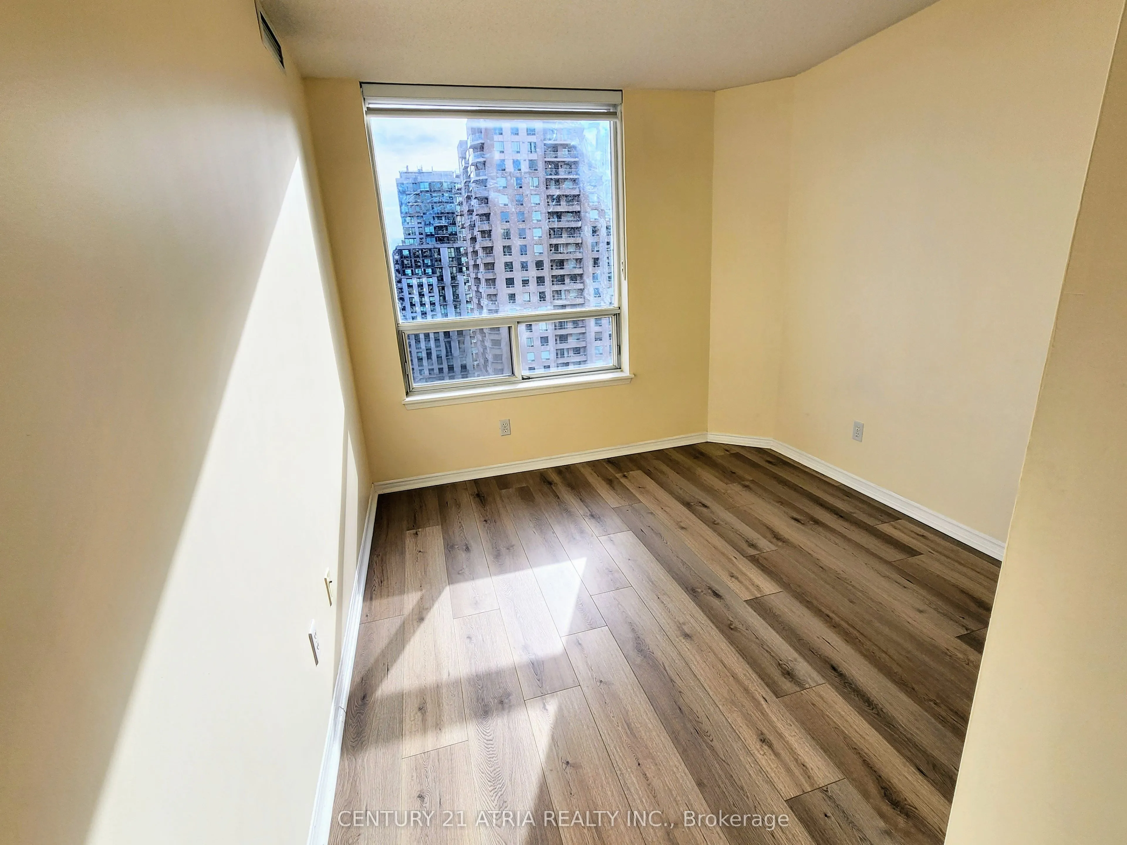 35 Empress Avenue, #1605