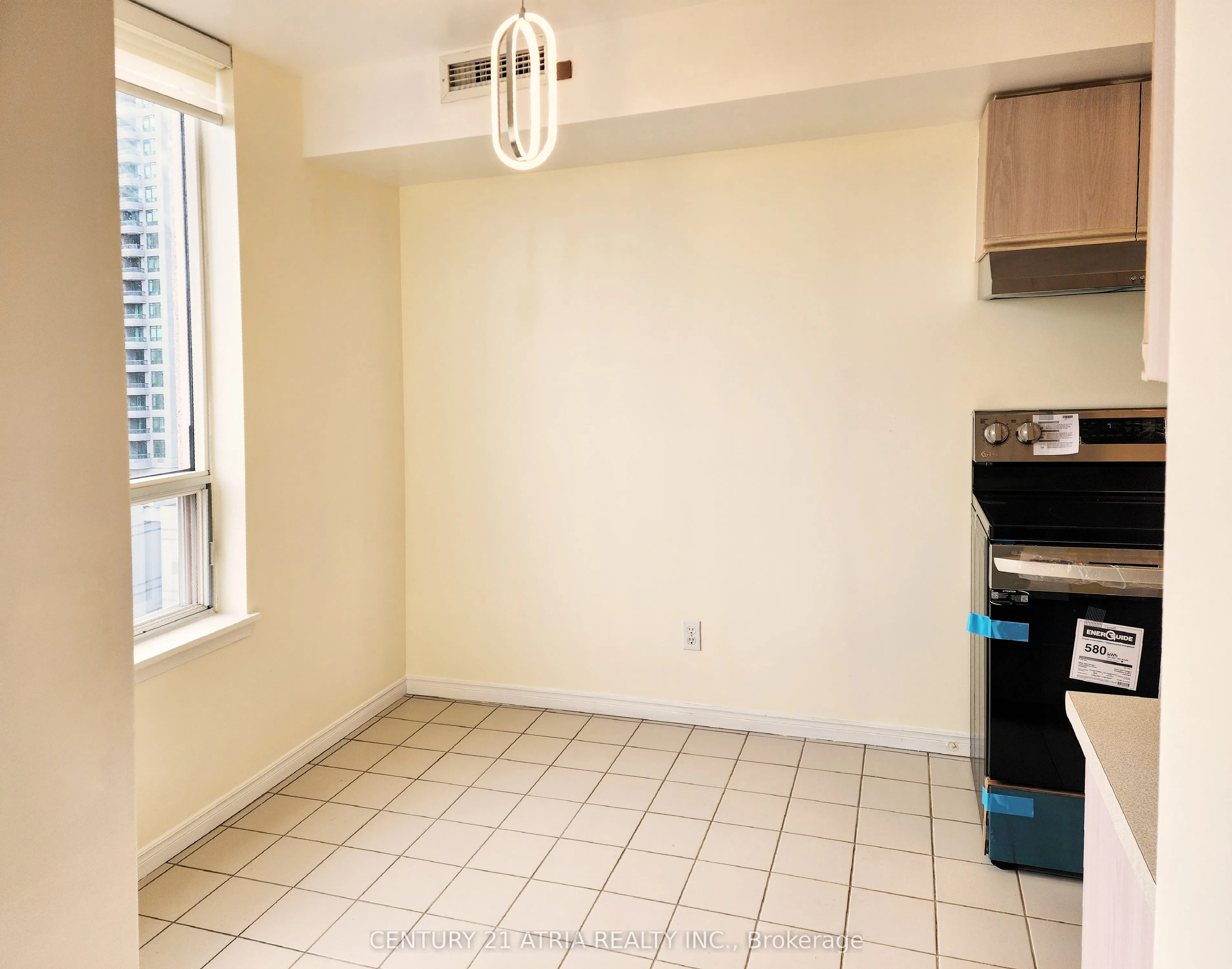 35 Empress Avenue, #1605