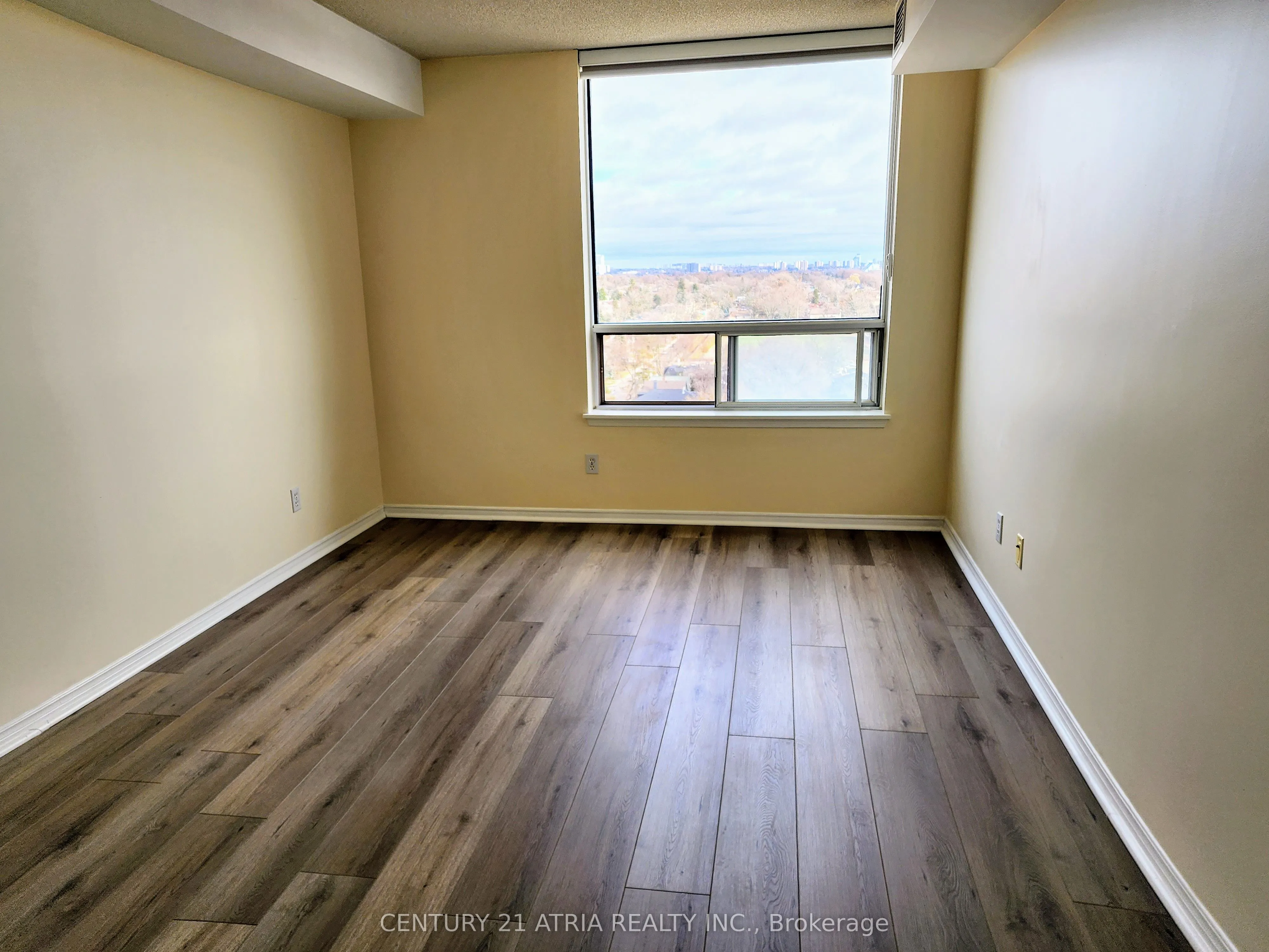 35 Empress Avenue, #1605