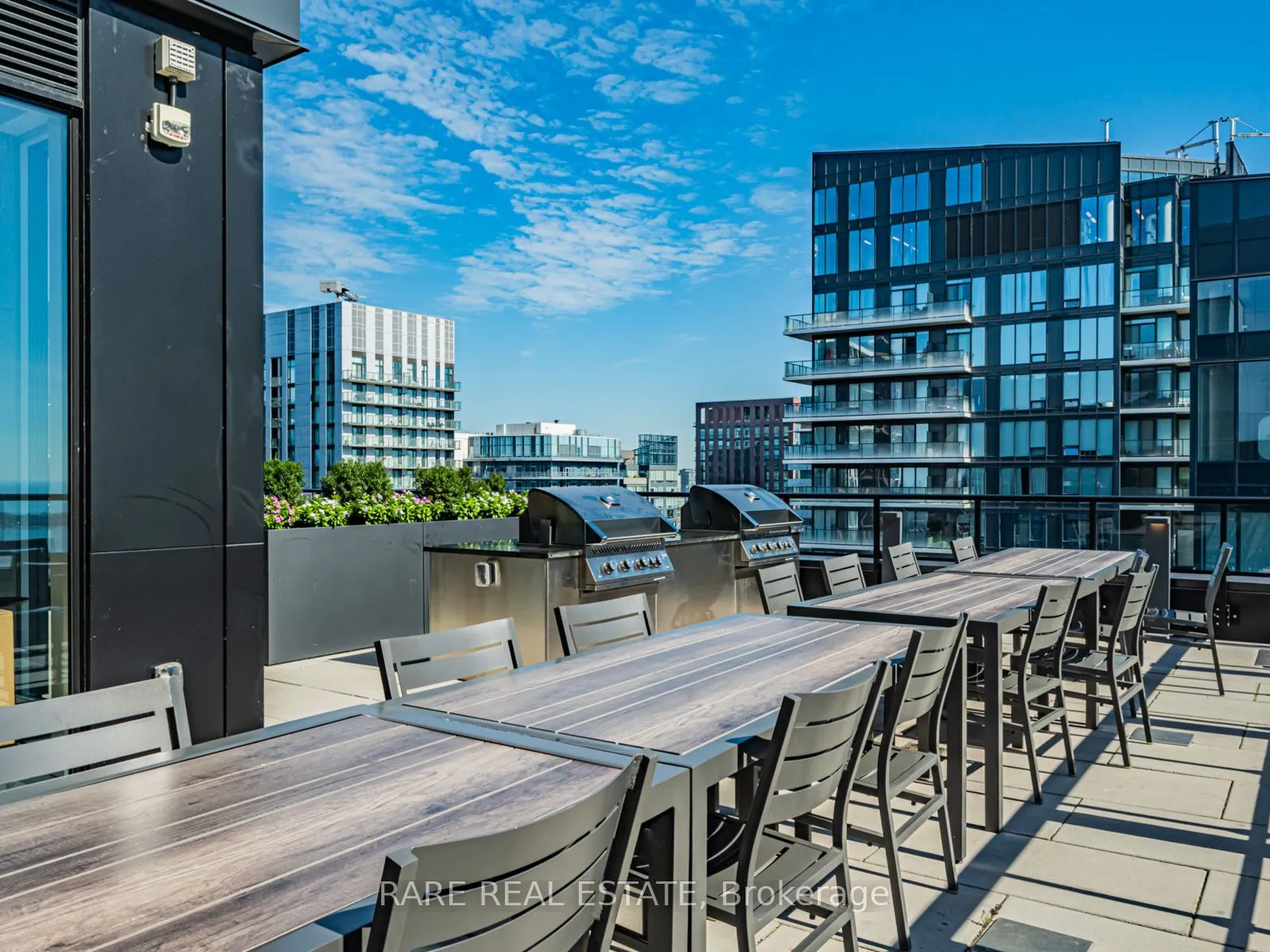 357 King Street W, #1505