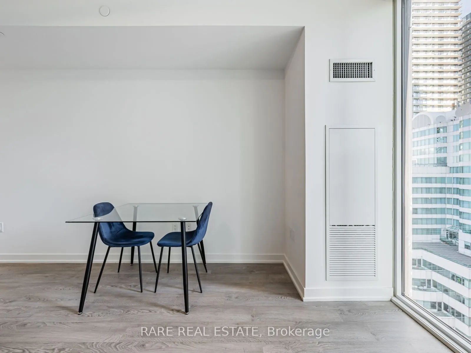357 King Street W, #1505