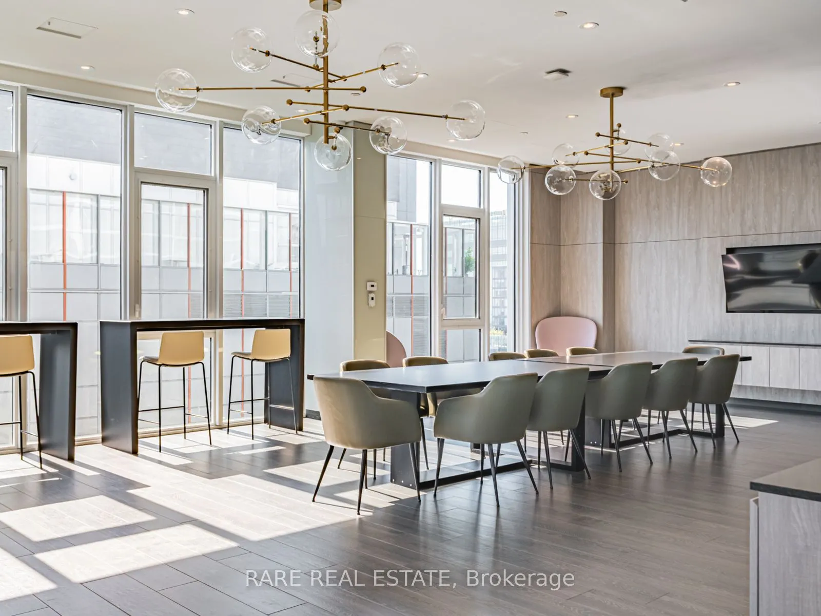 357 King Street W, #1505