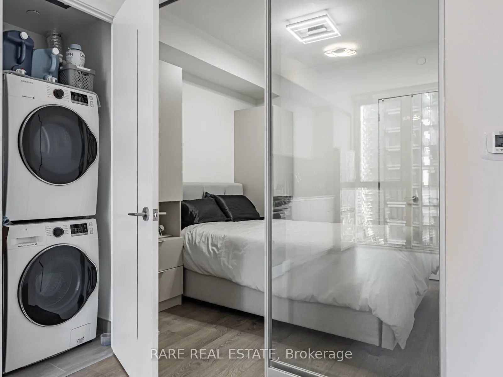 357 King Street W, #1505