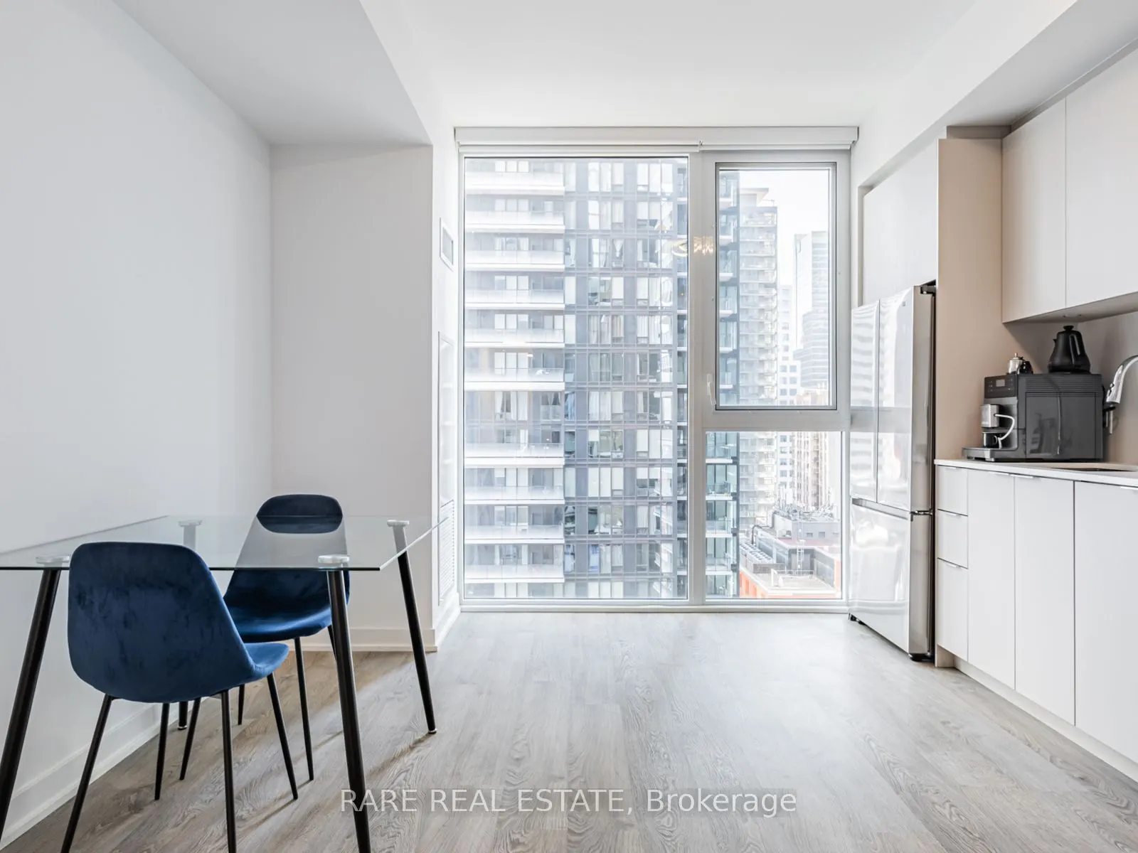 357 King Street W, #1505