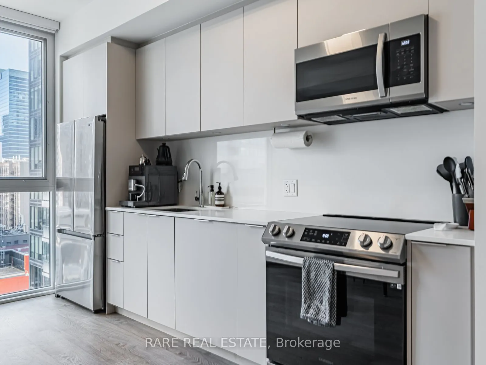 357 King Street W, #1505